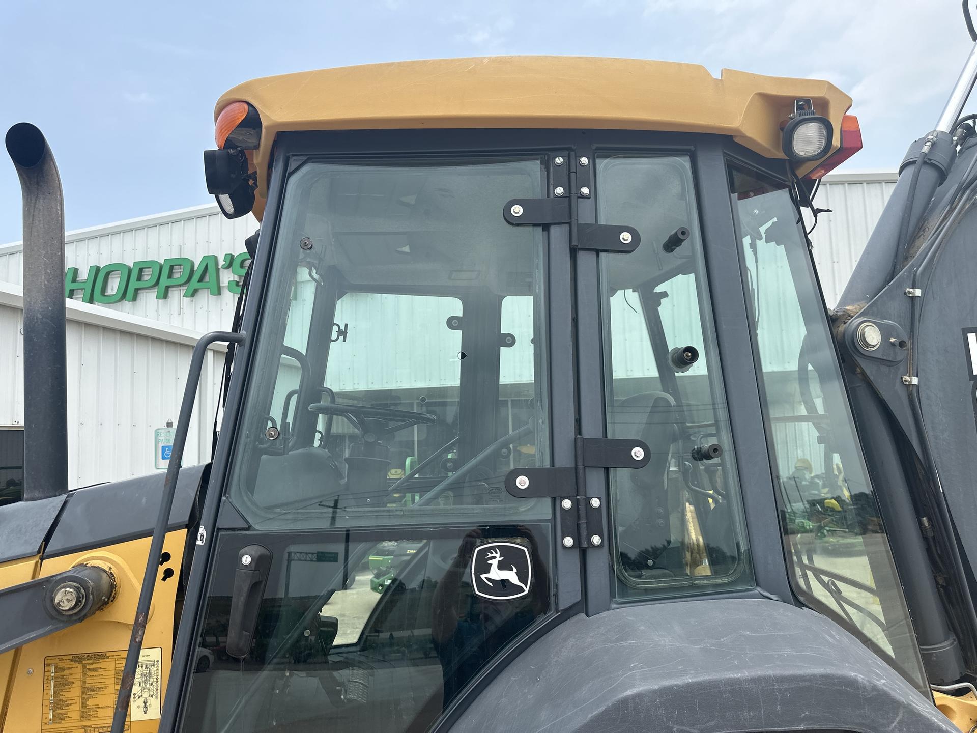 2011 John Deere 410J Image