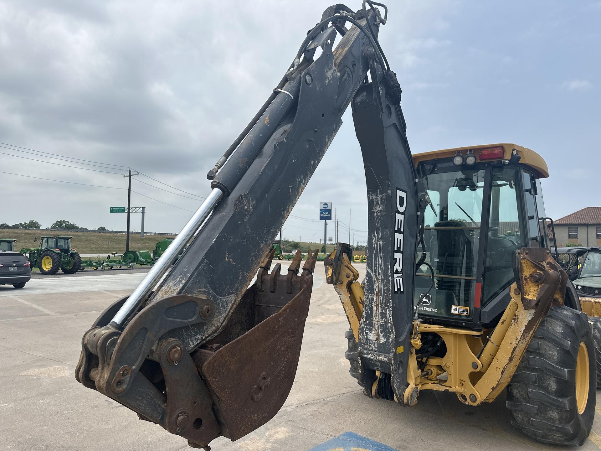 2011 John Deere 410J Image