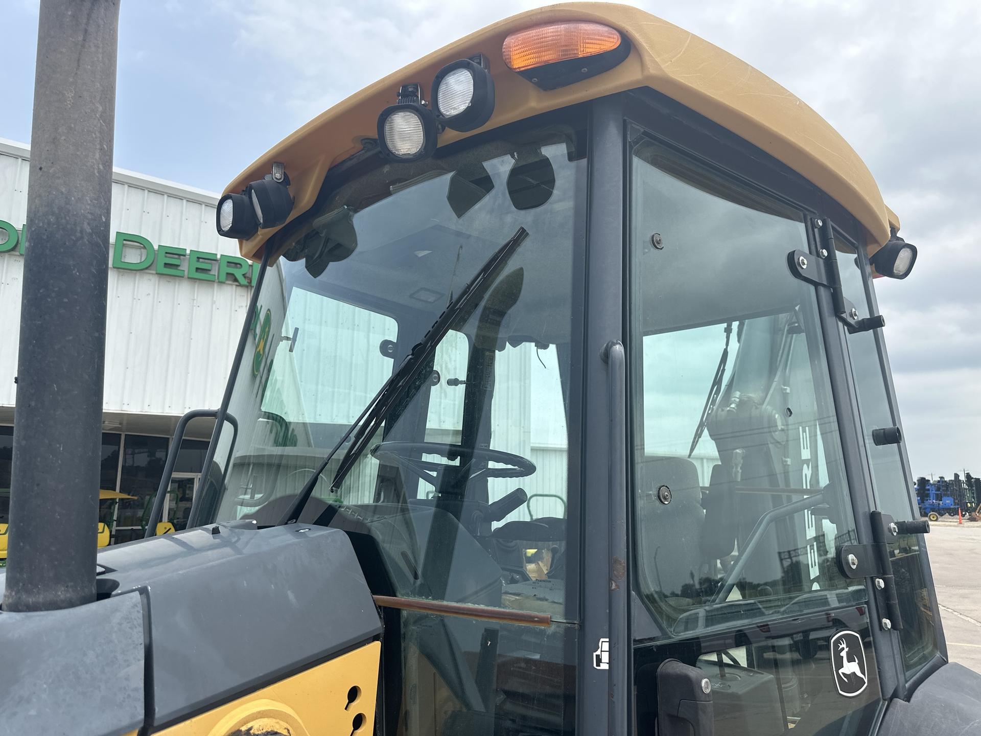 2011 John Deere 410J Image