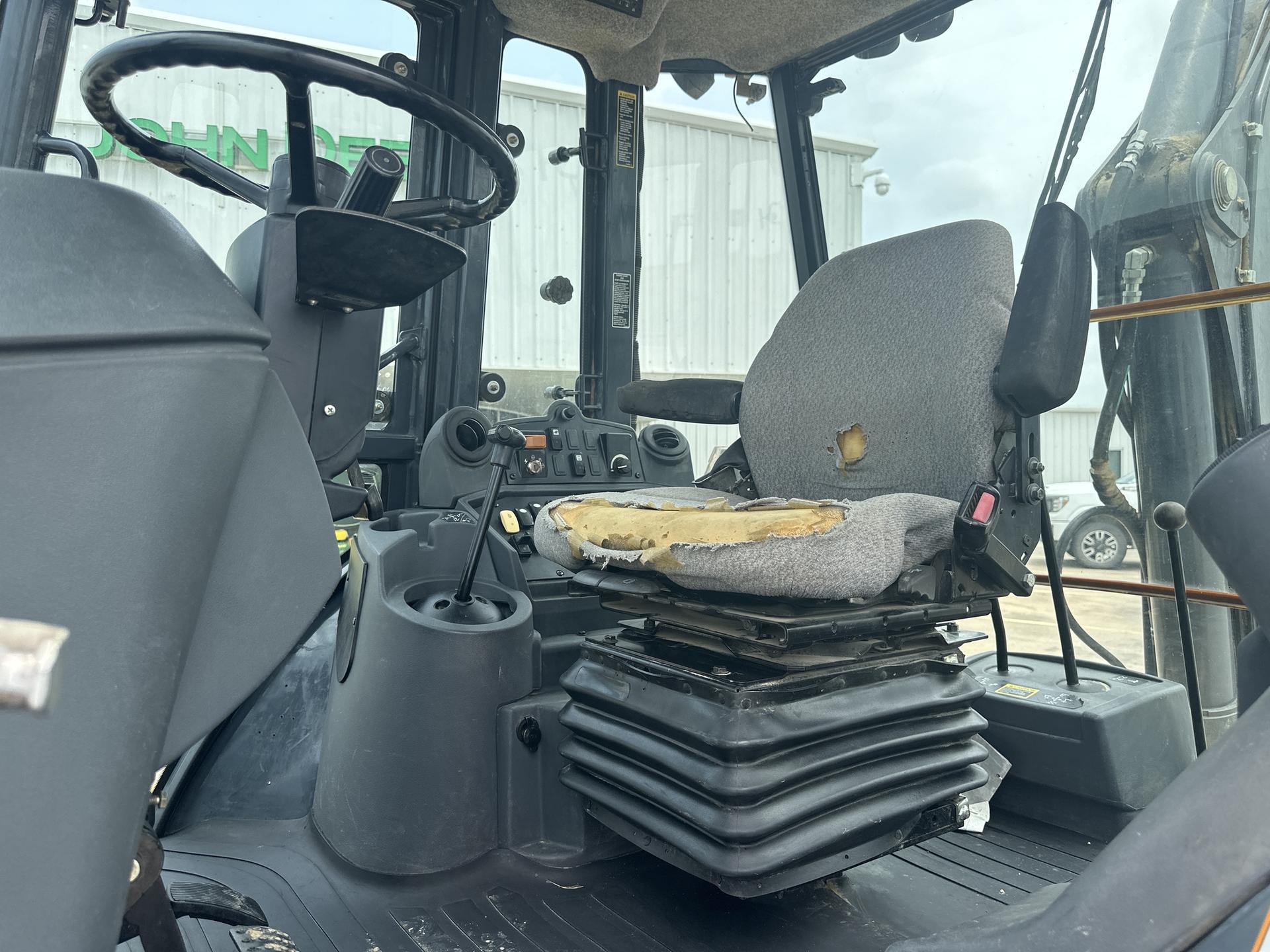 2011 John Deere 410J Image