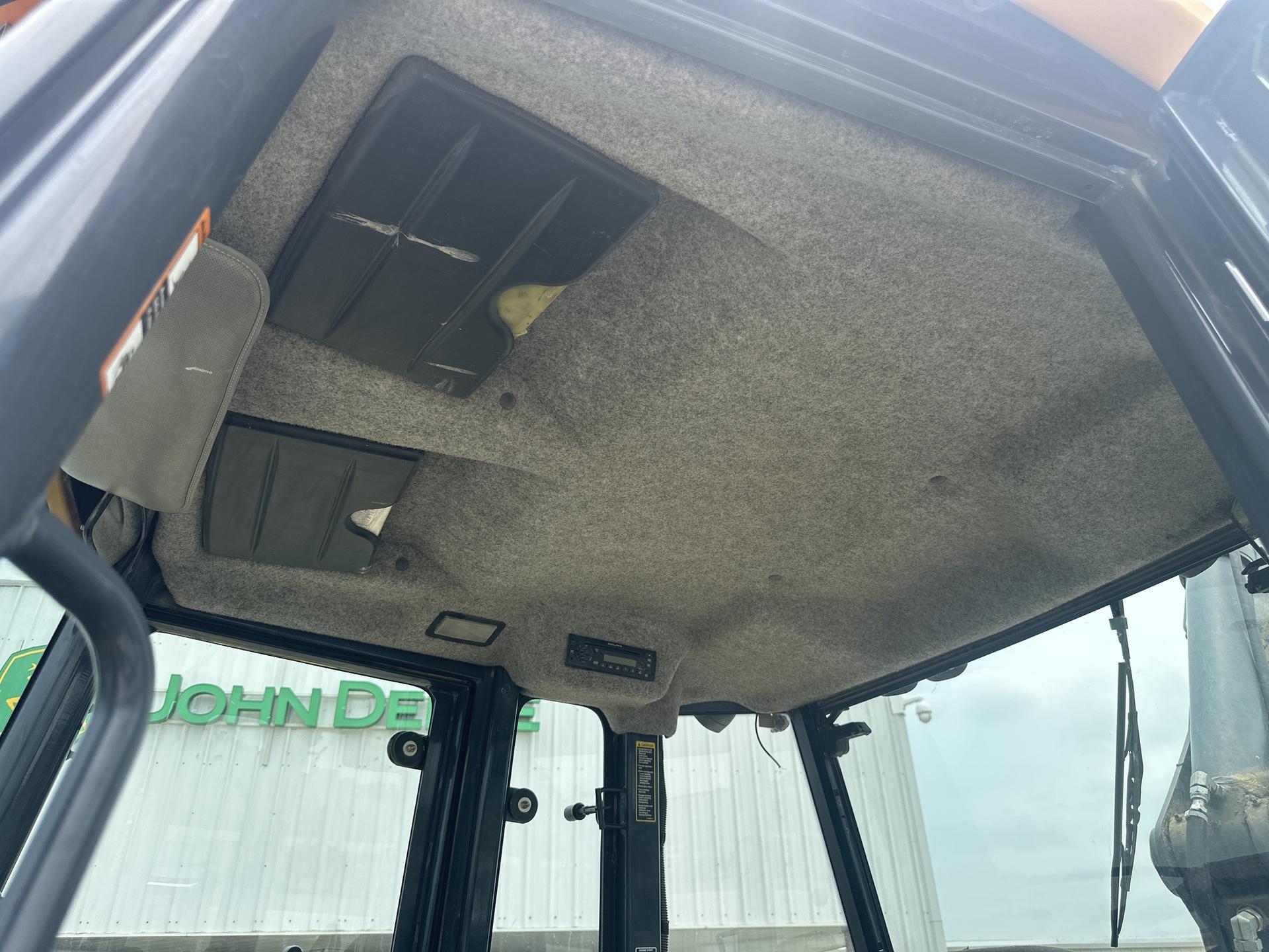 2011 John Deere 410J Image