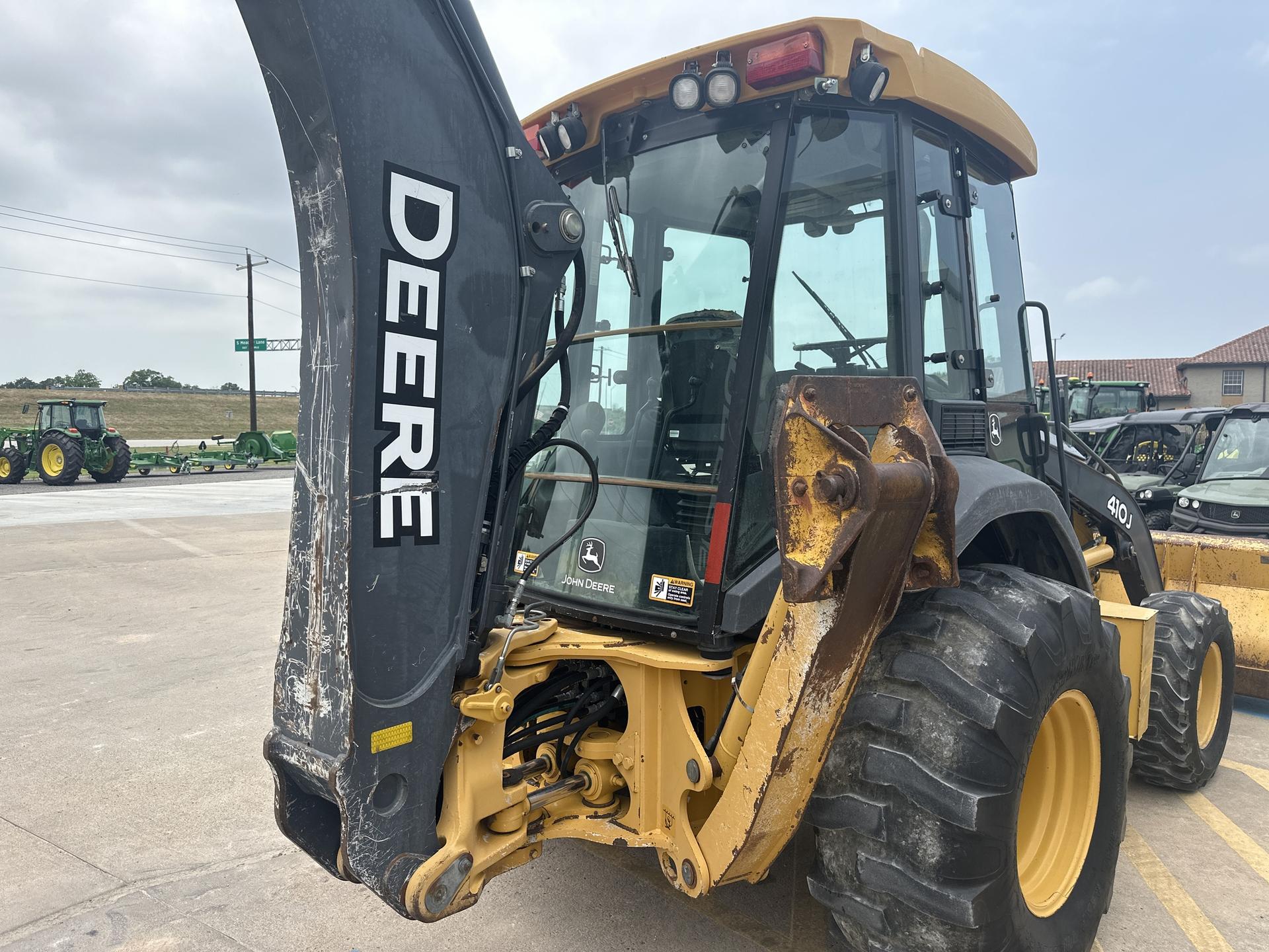 2011 John Deere 410J Image