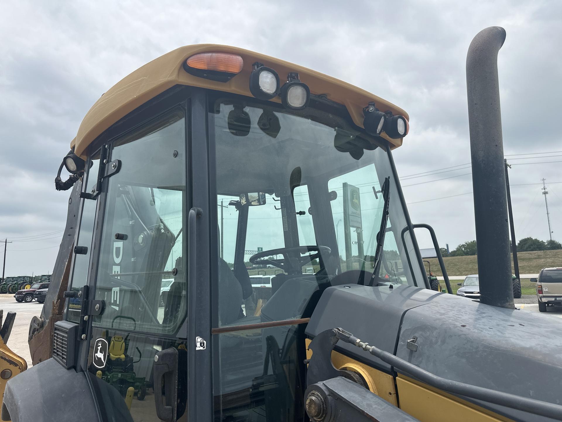 2011 John Deere 410J Image