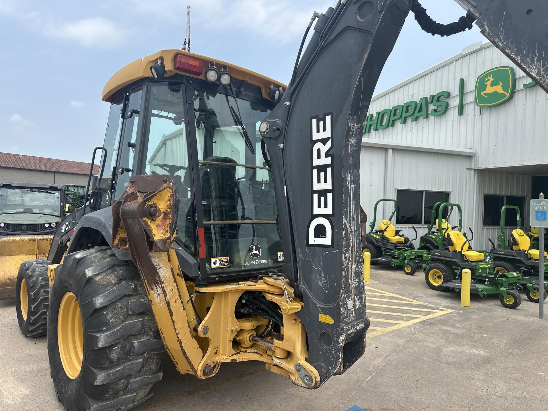 2011 John Deere 410J Image