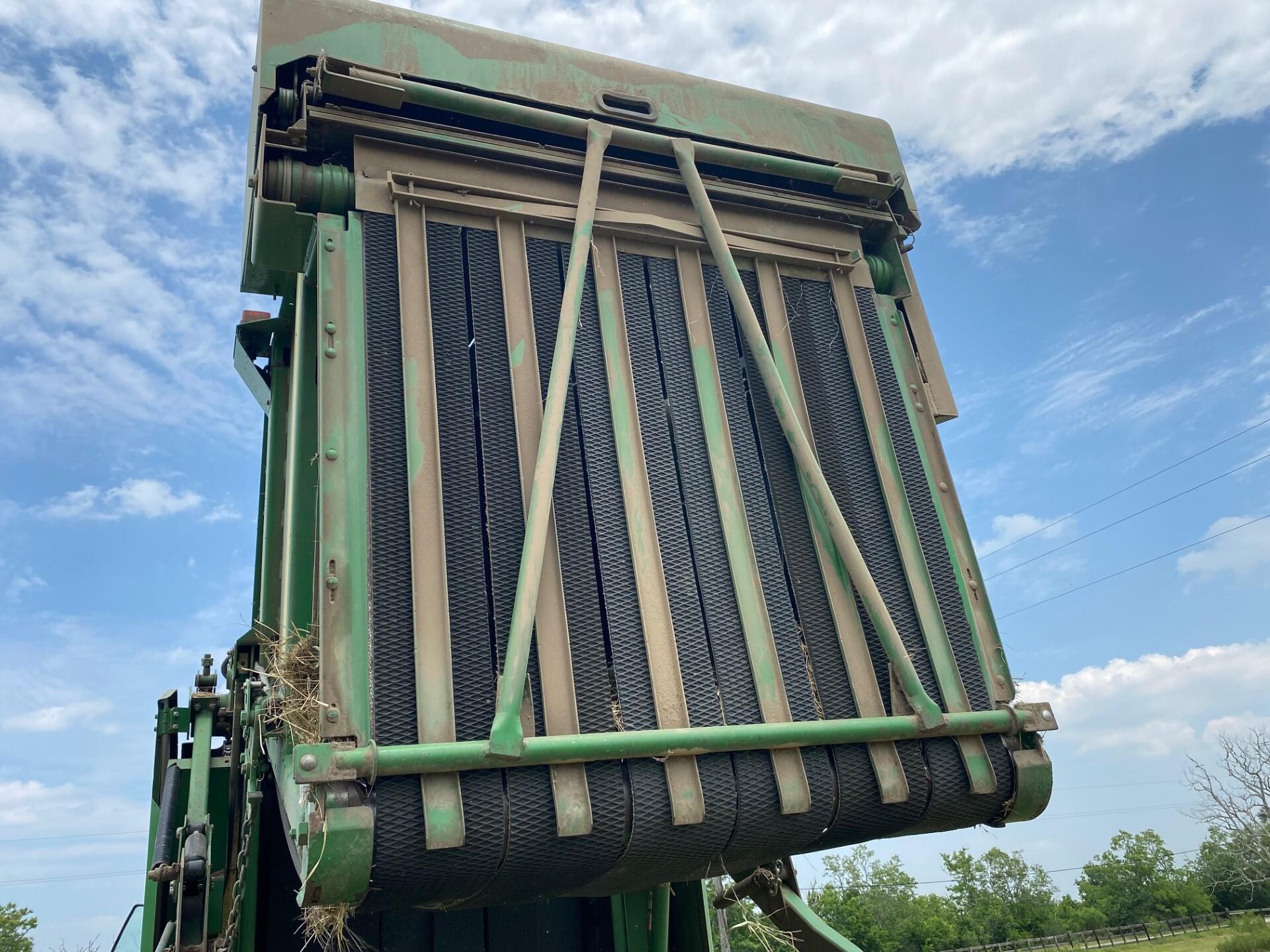 2017 John Deere 469 Silage Special Image