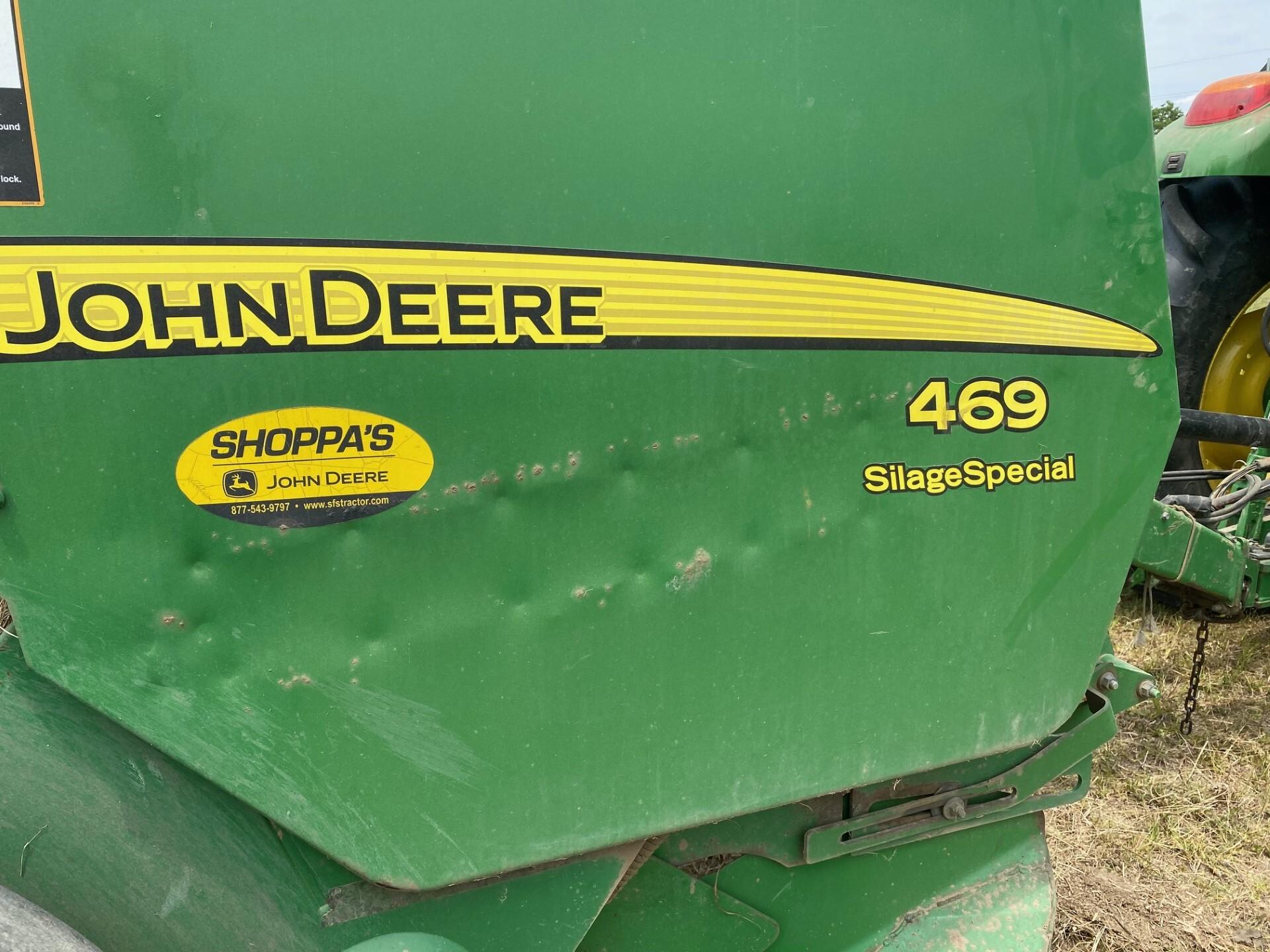 2017 John Deere 469 Silage Special Image