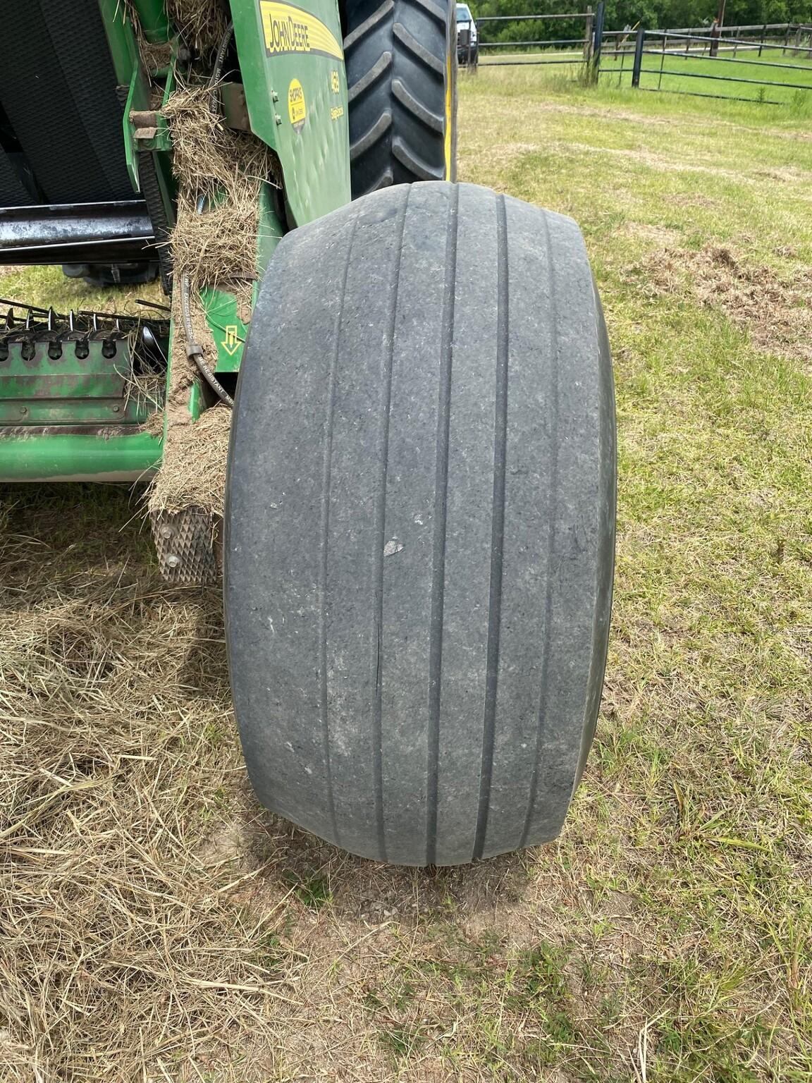 2017 John Deere 469 Silage Special Image