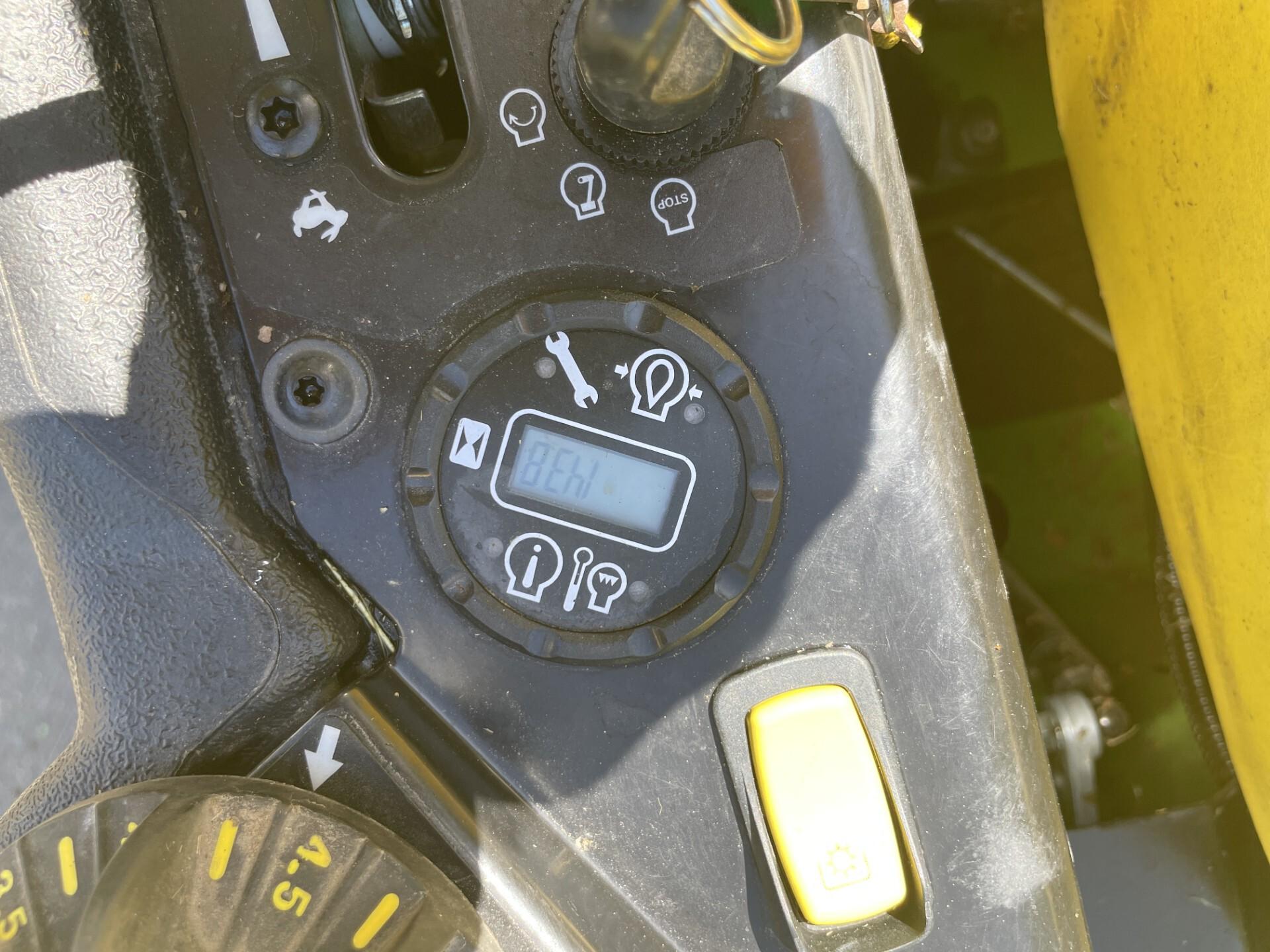 2022 John Deere Z920M Image