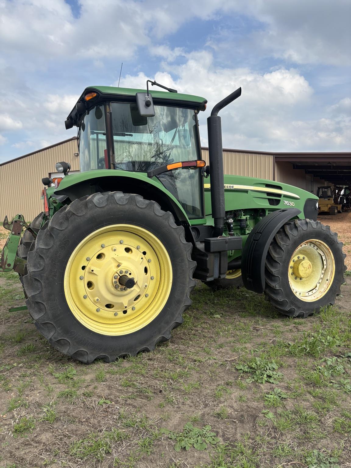 2008 John Deere 7630 Image