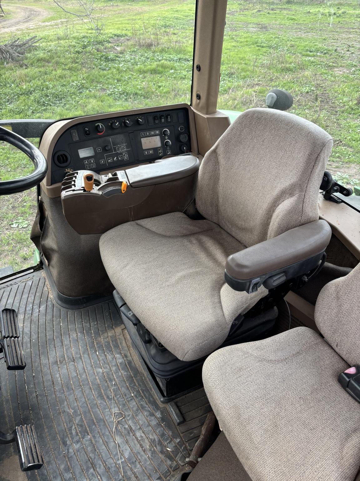 2008 John Deere 7630 Image