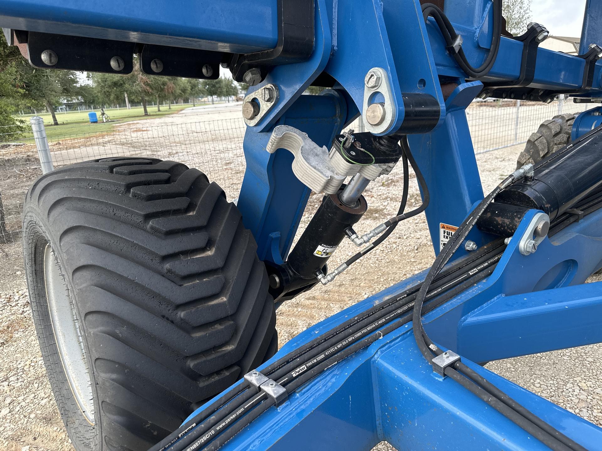 2023 Kinze MT302 Image