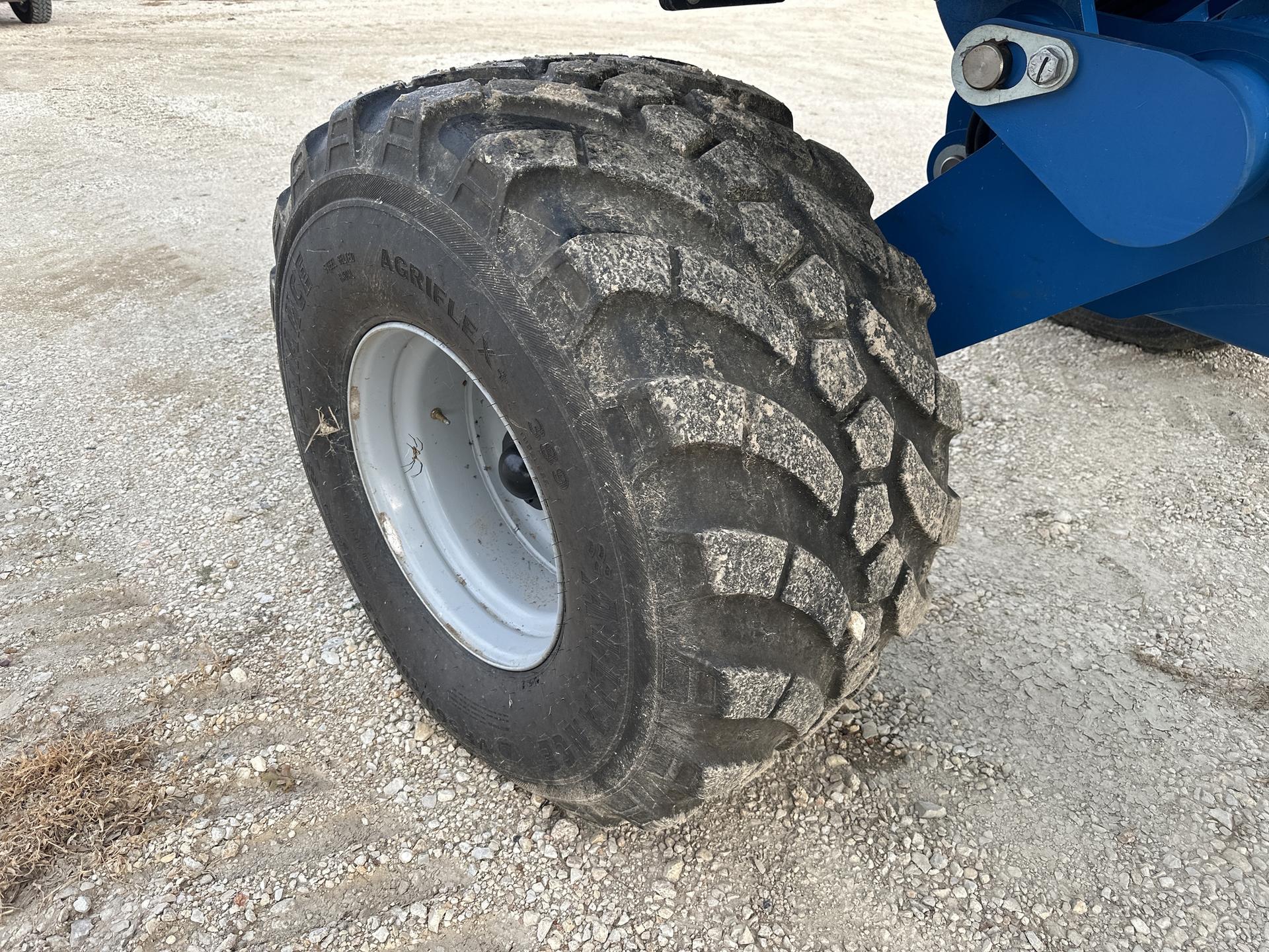 2023 Kinze MT302 Image