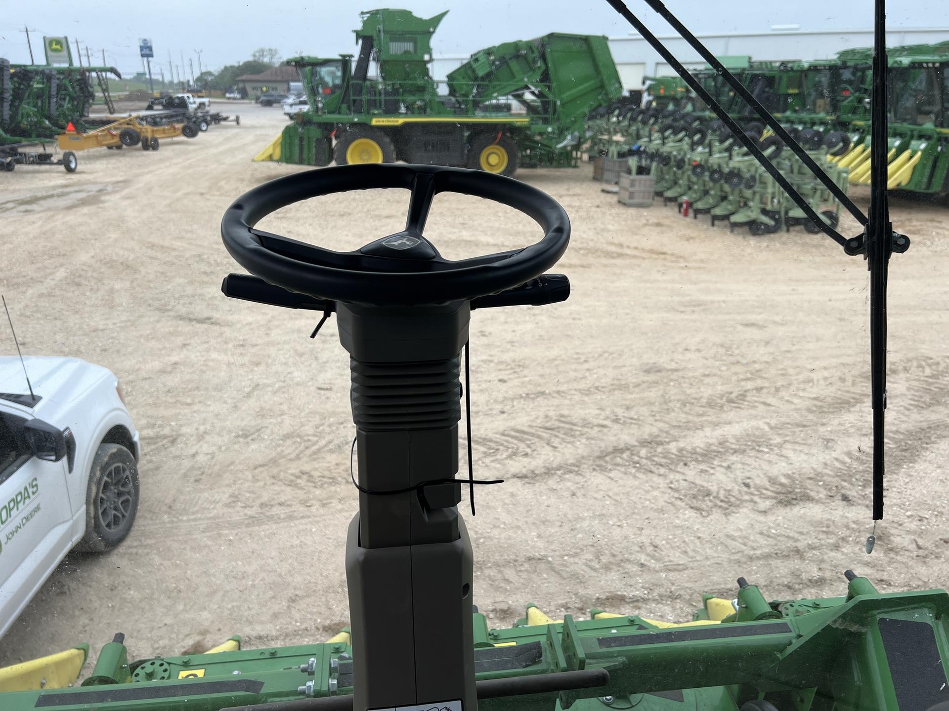 2022 John Deere CP770 Image