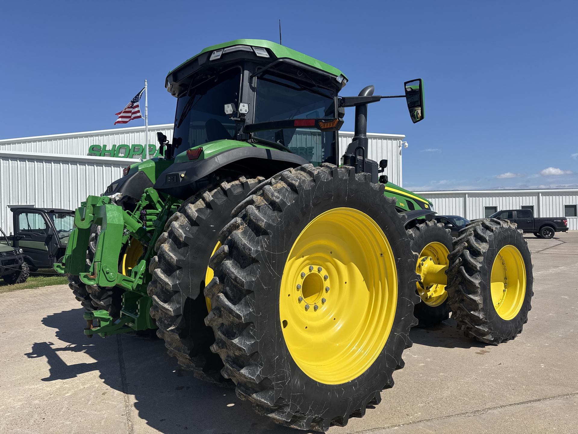 2023 John Deere 8R 310 Image
