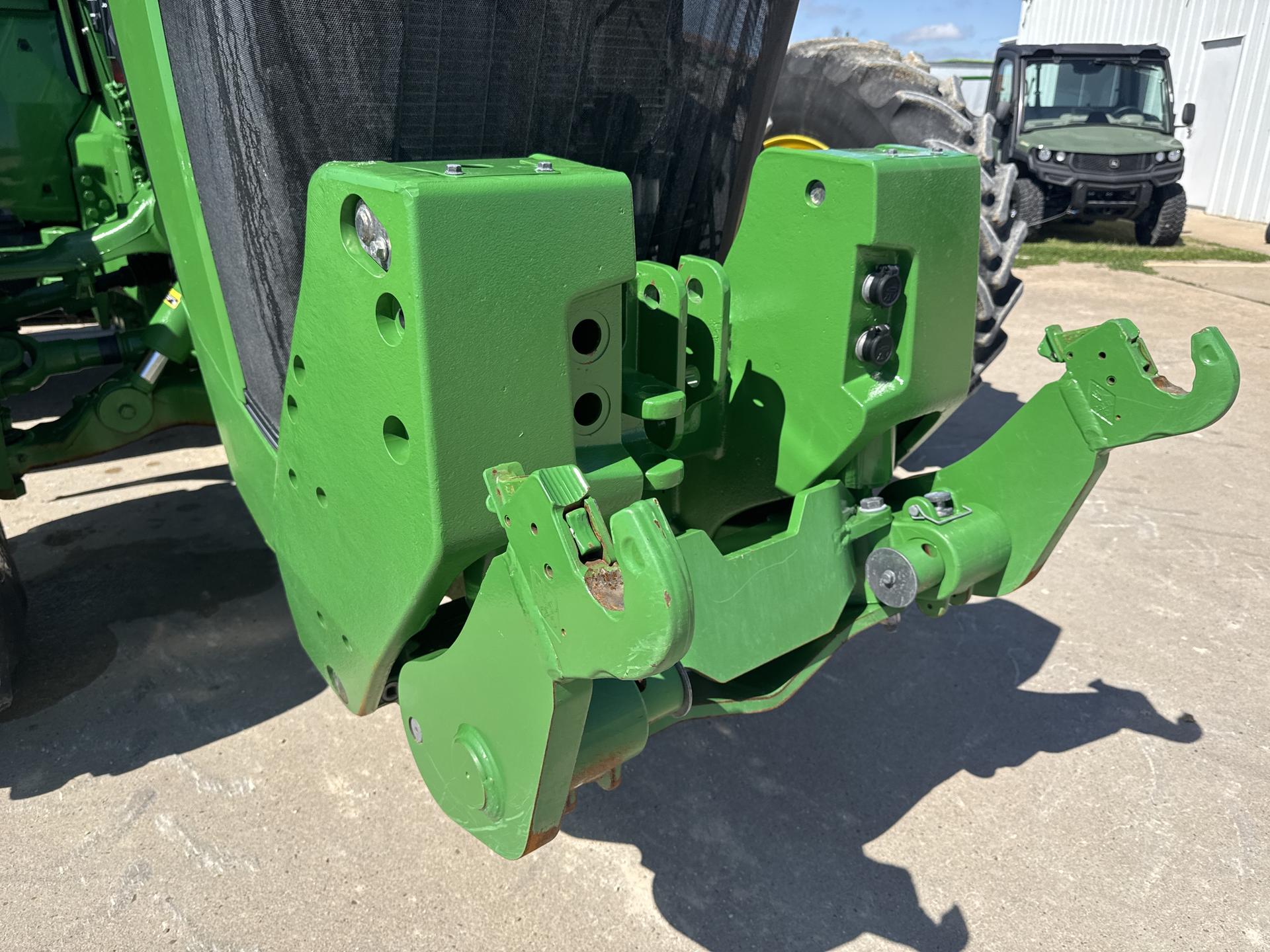 2023 John Deere 8R 310 Image