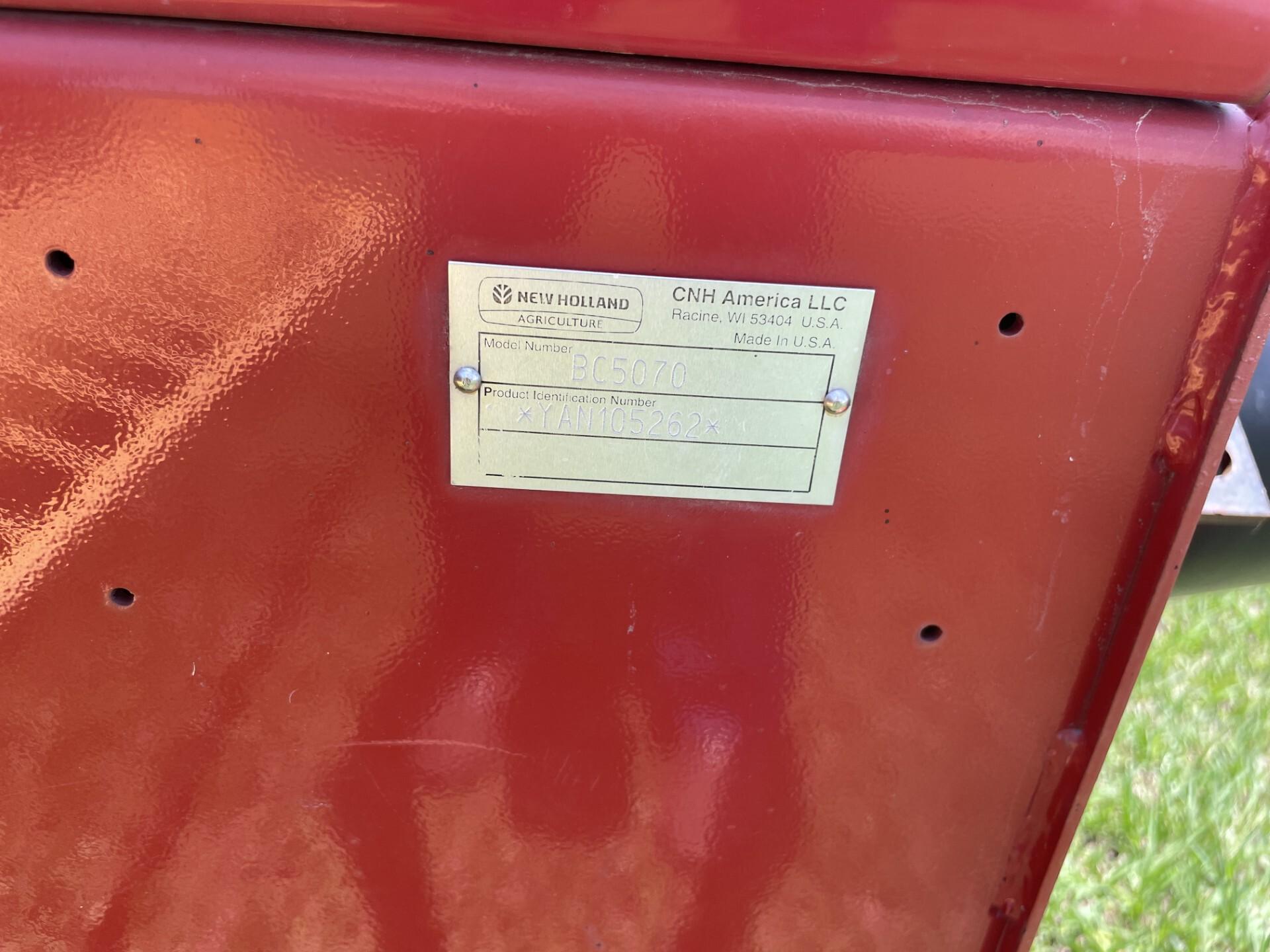 2011 New Holland BC5070 Image