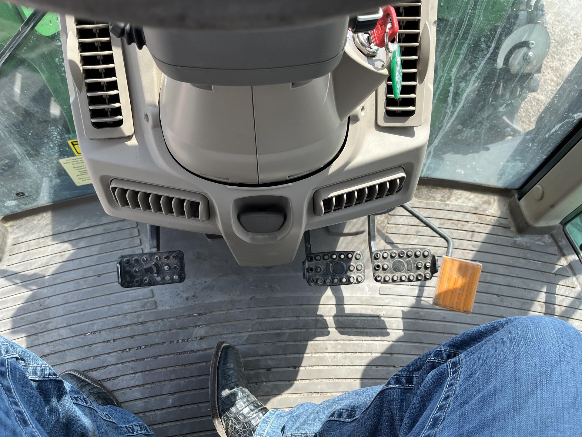 2023 John Deere 6130M Image