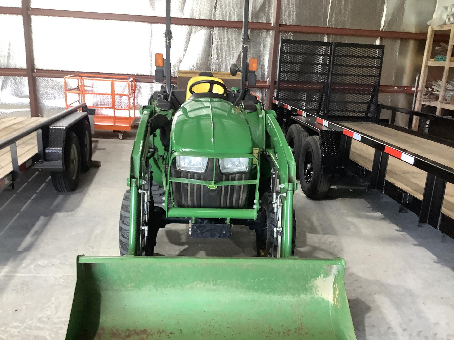 2018 John Deere 3032E Image