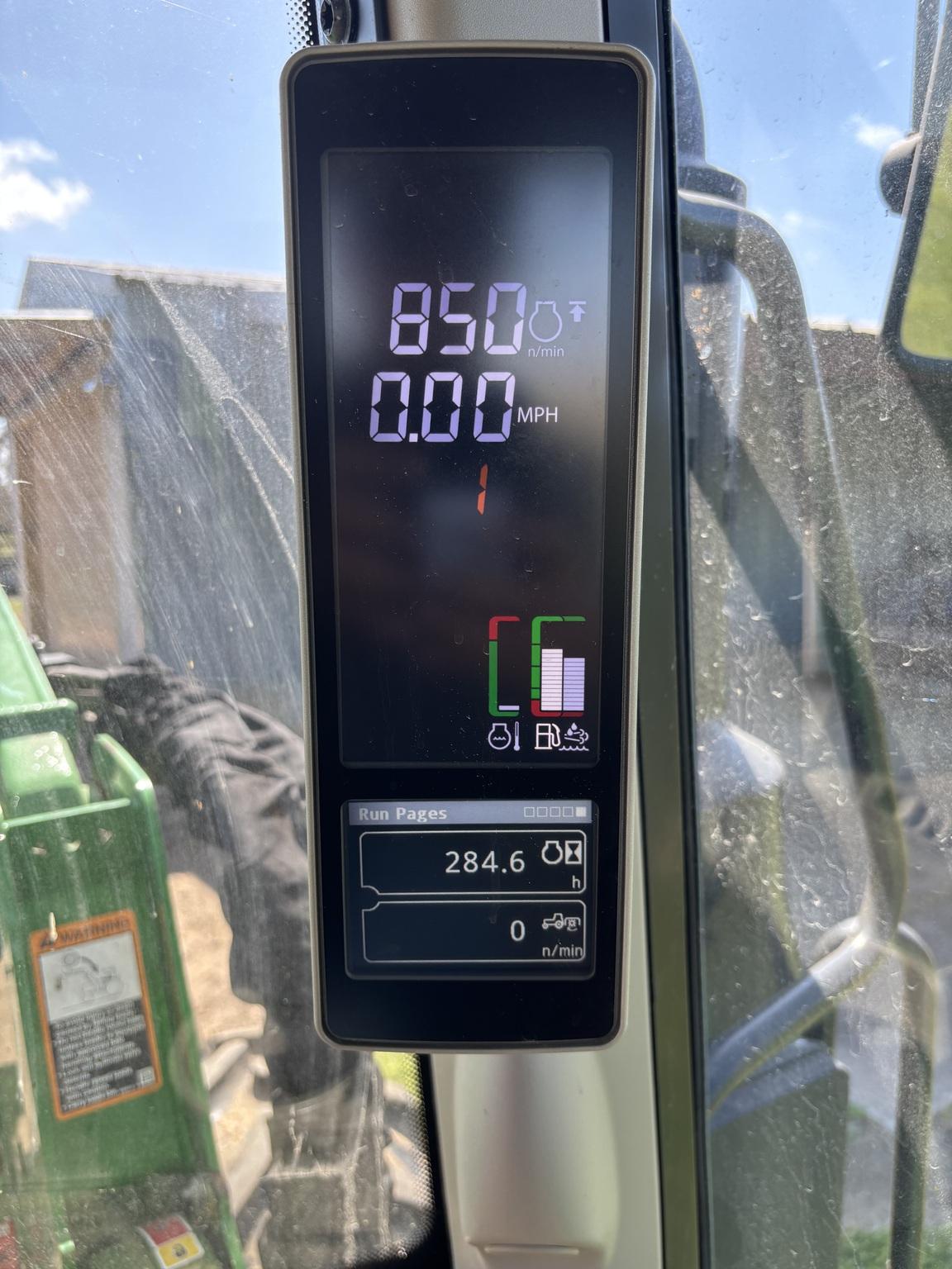 2022 John Deere 6120M Image