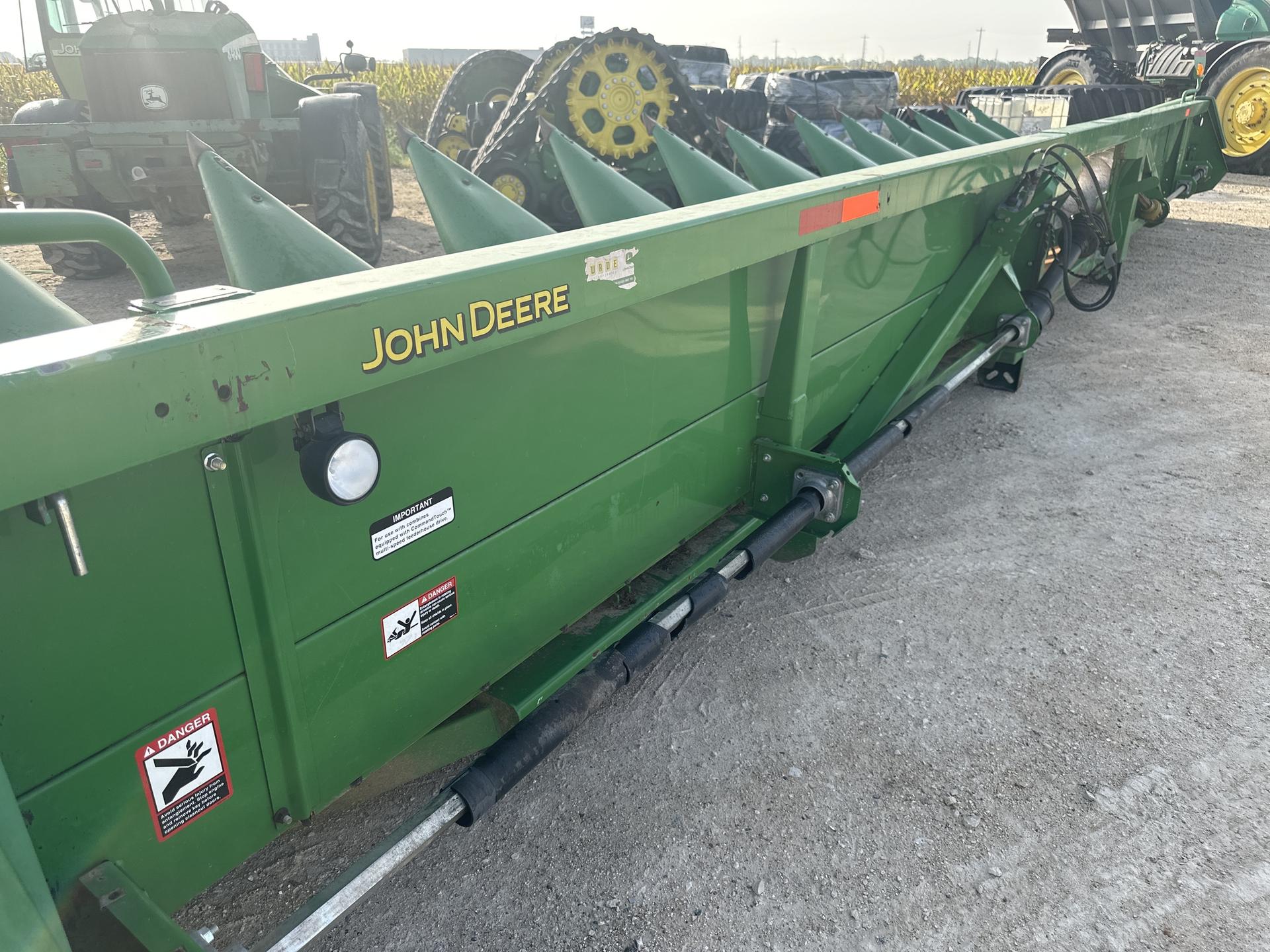 2018 John Deere 712C Image