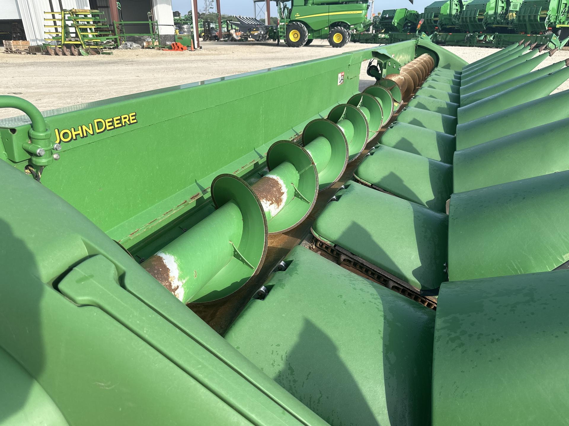 2018 John Deere 712C Image