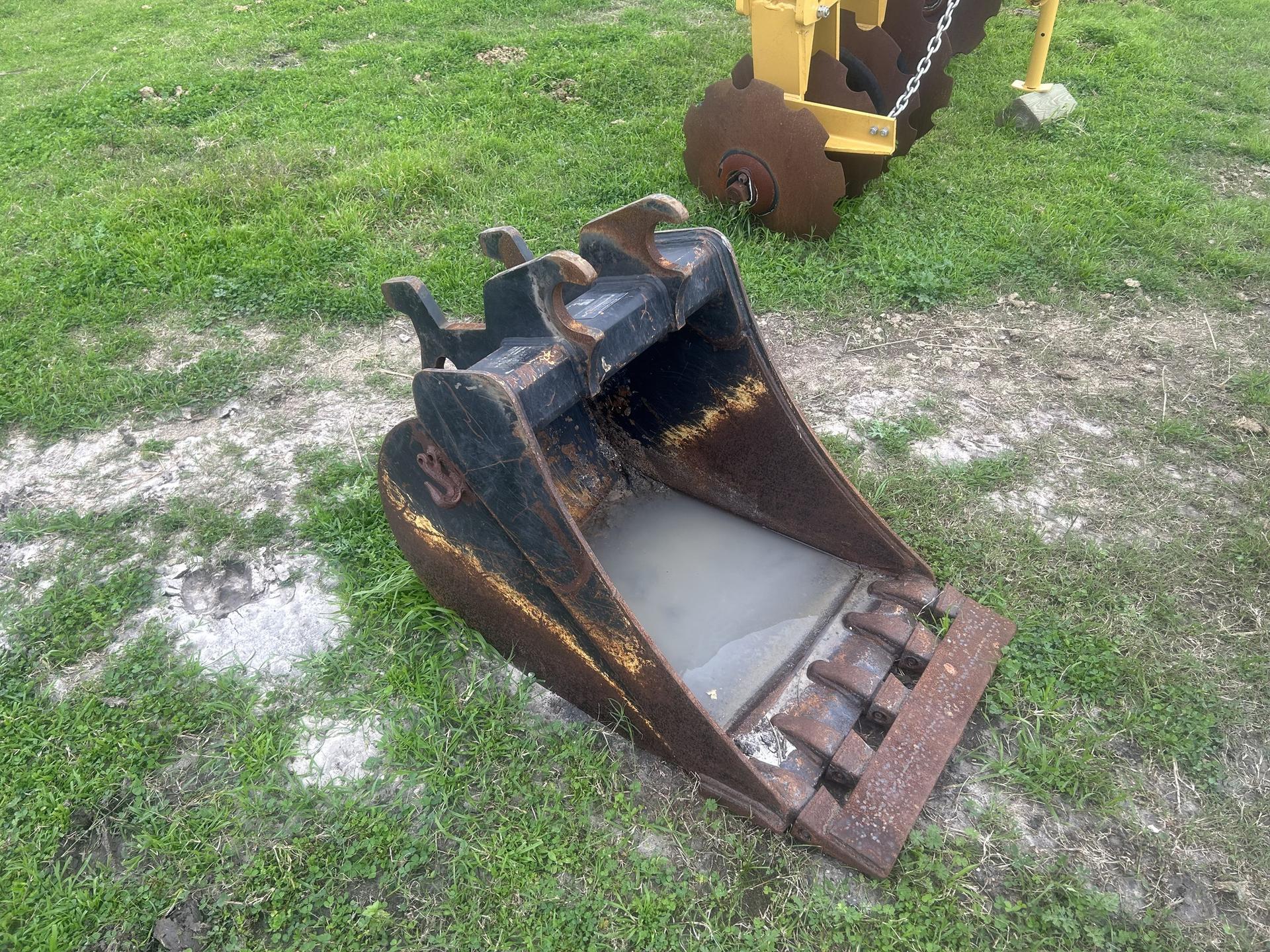 2022 John Deere 60G Image