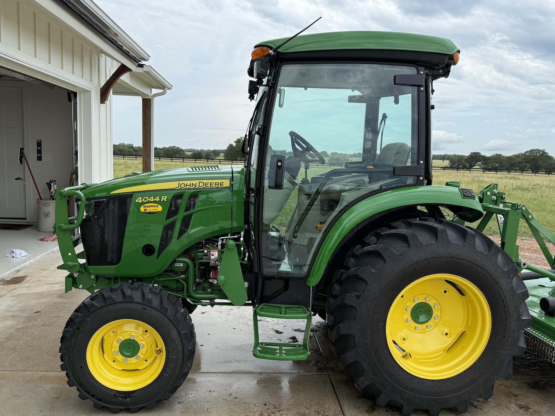 2024 John Deere 4044R Image