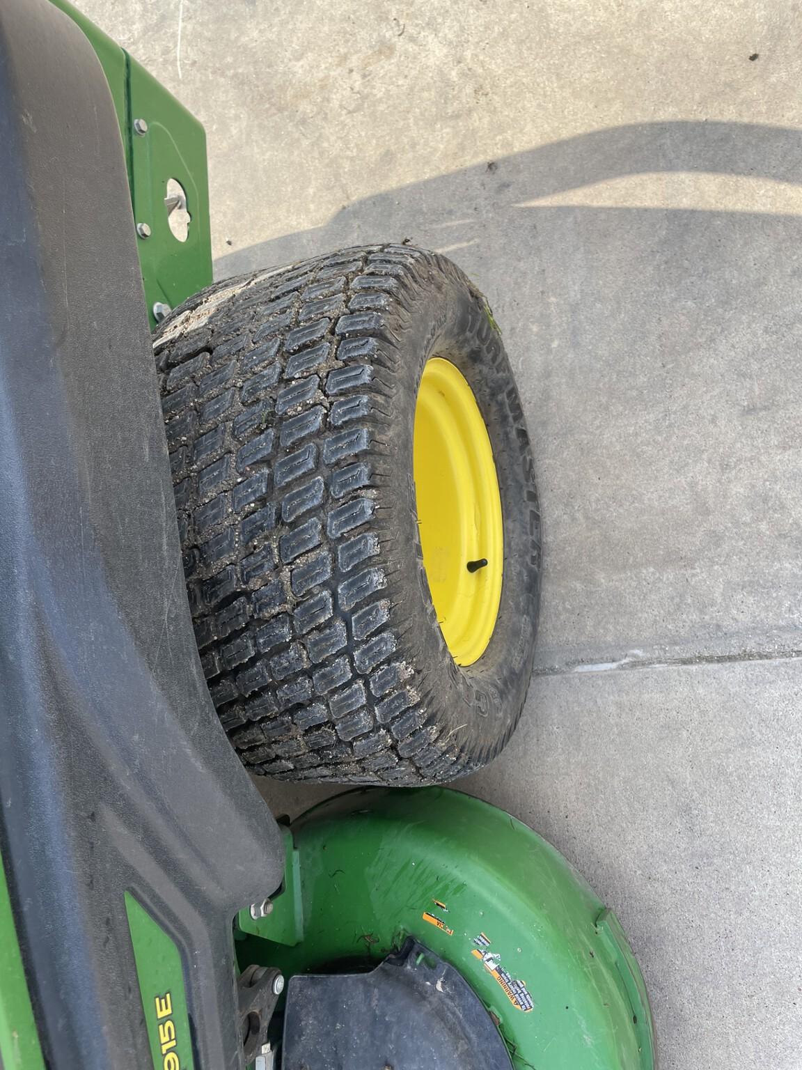 2020 John Deere Z915E Image