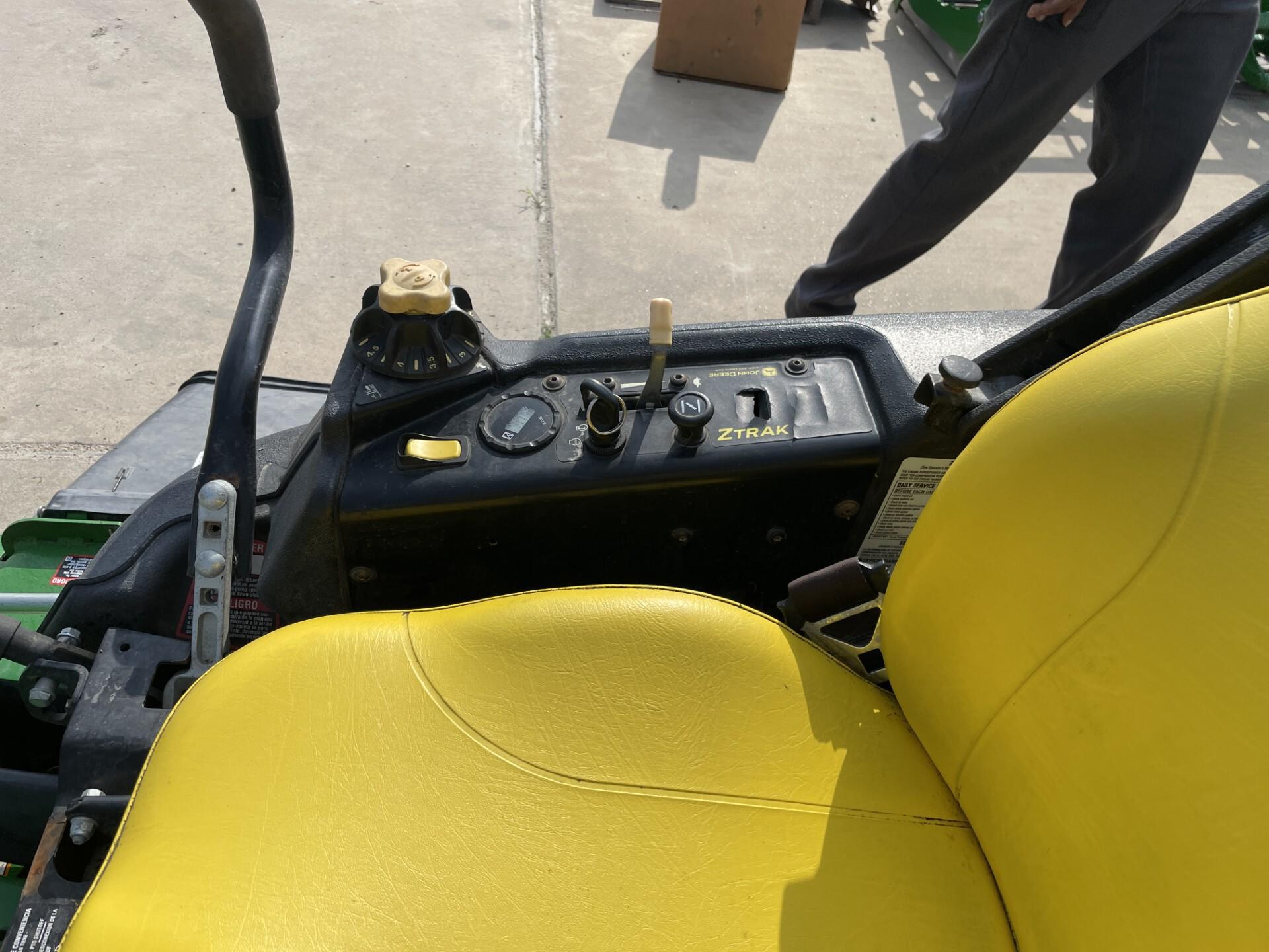 2020 John Deere Z915E Image