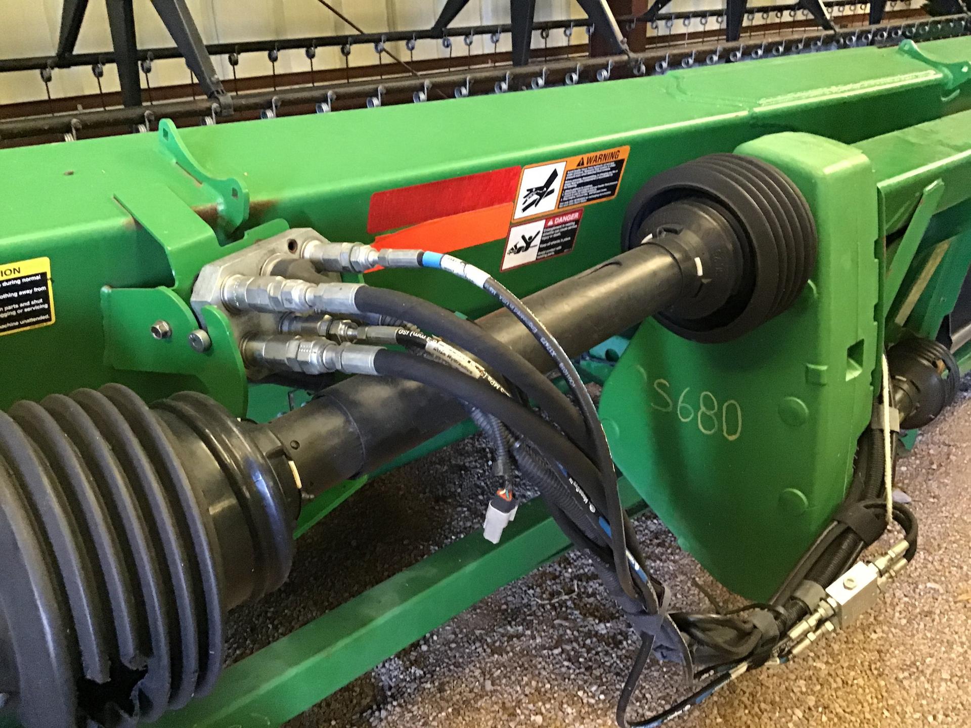2013 John Deere 625D Image