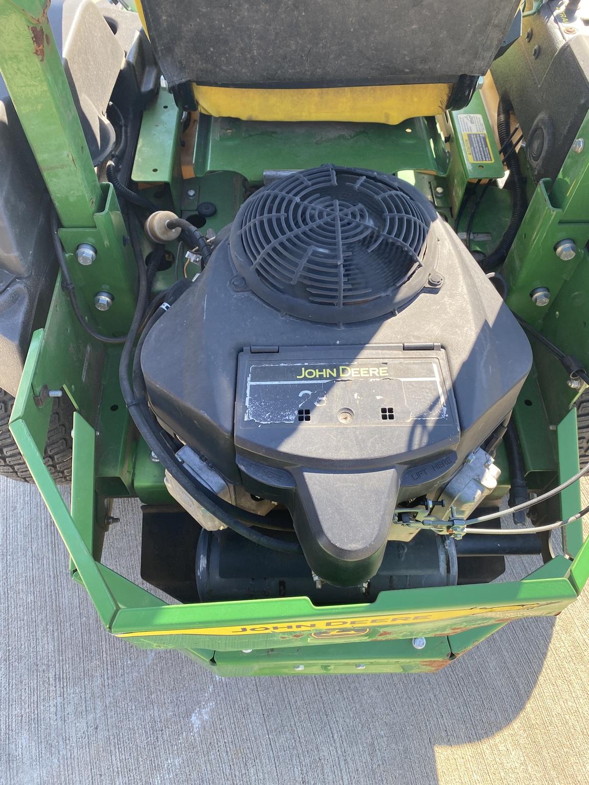 2023 John Deere Z720E Image