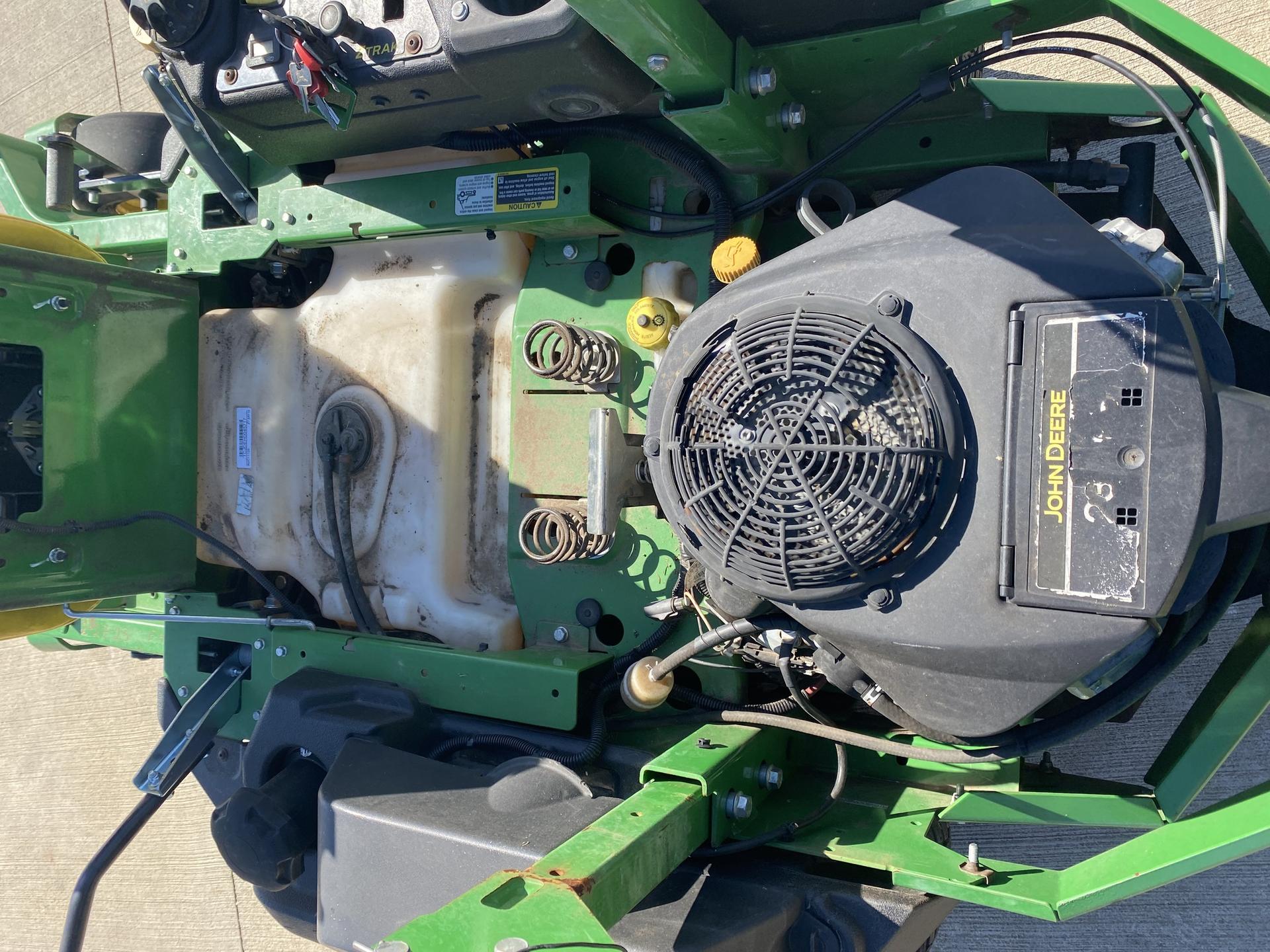 2023 John Deere Z720E Image