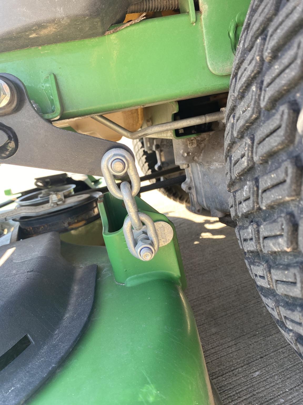 2023 John Deere Z720E Image