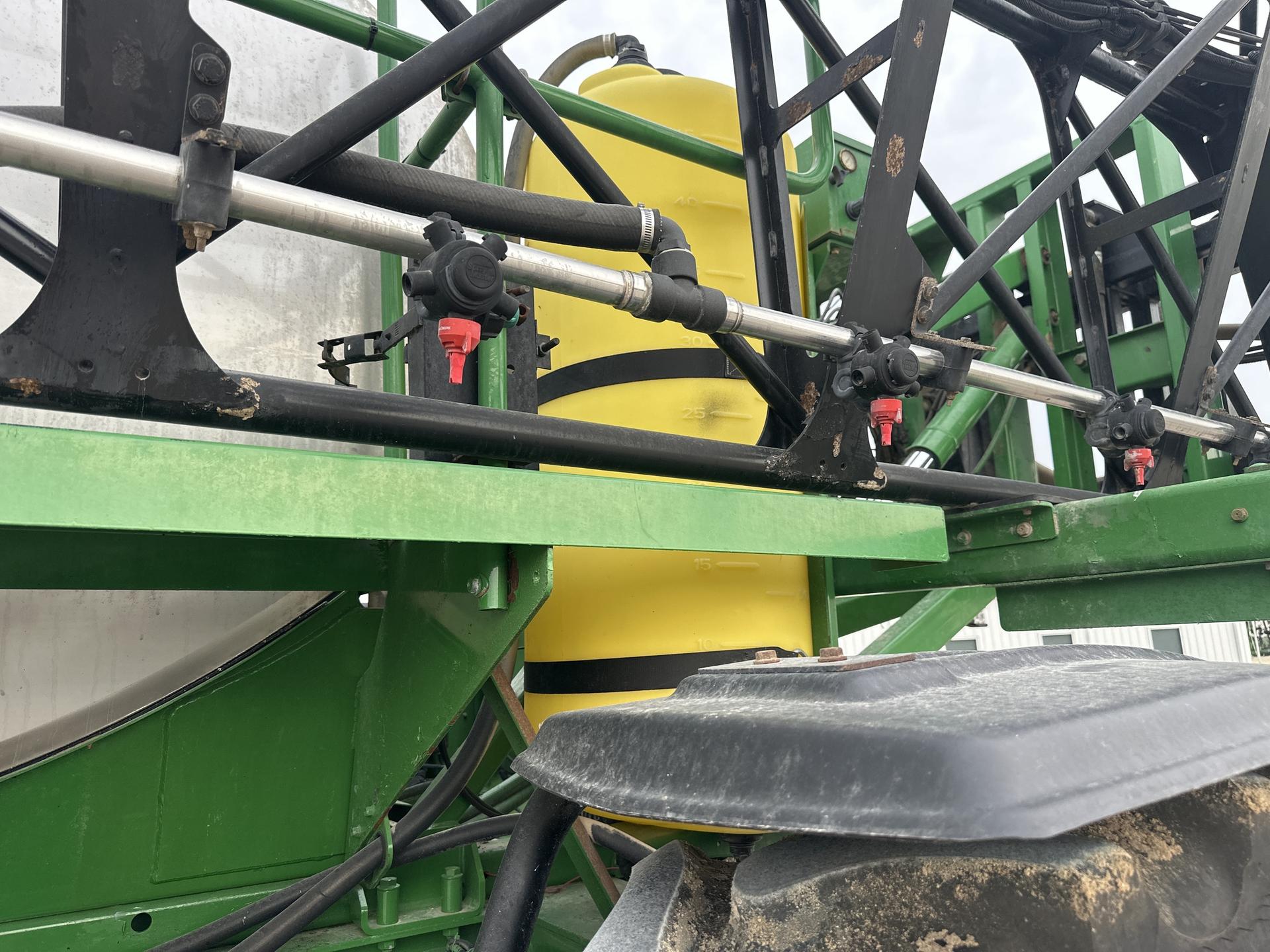 2005 John Deere 4920 Image