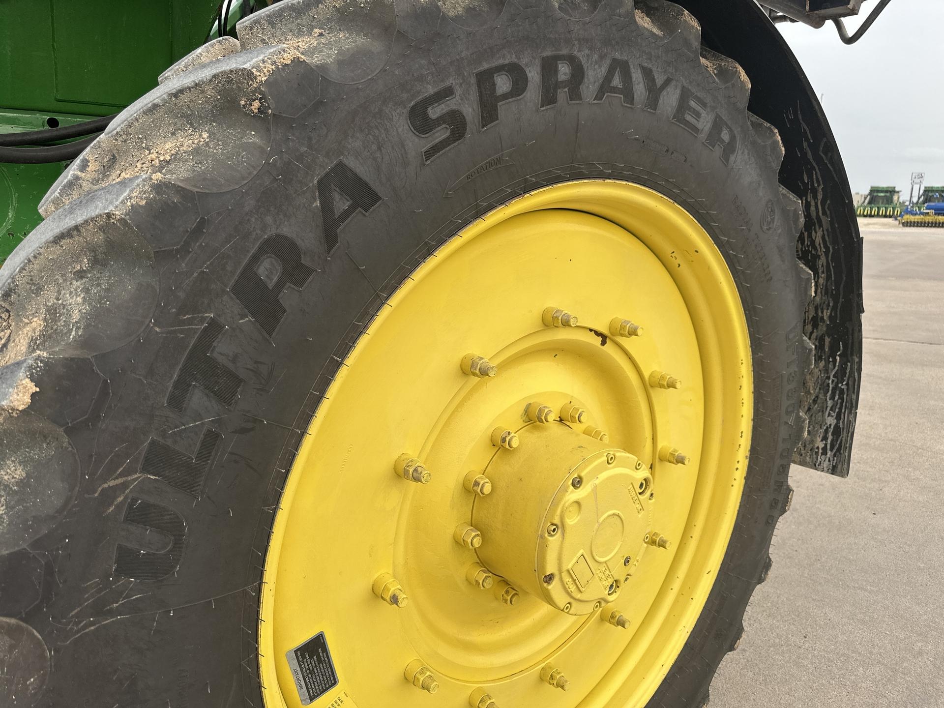 2005 John Deere 4920 Image
