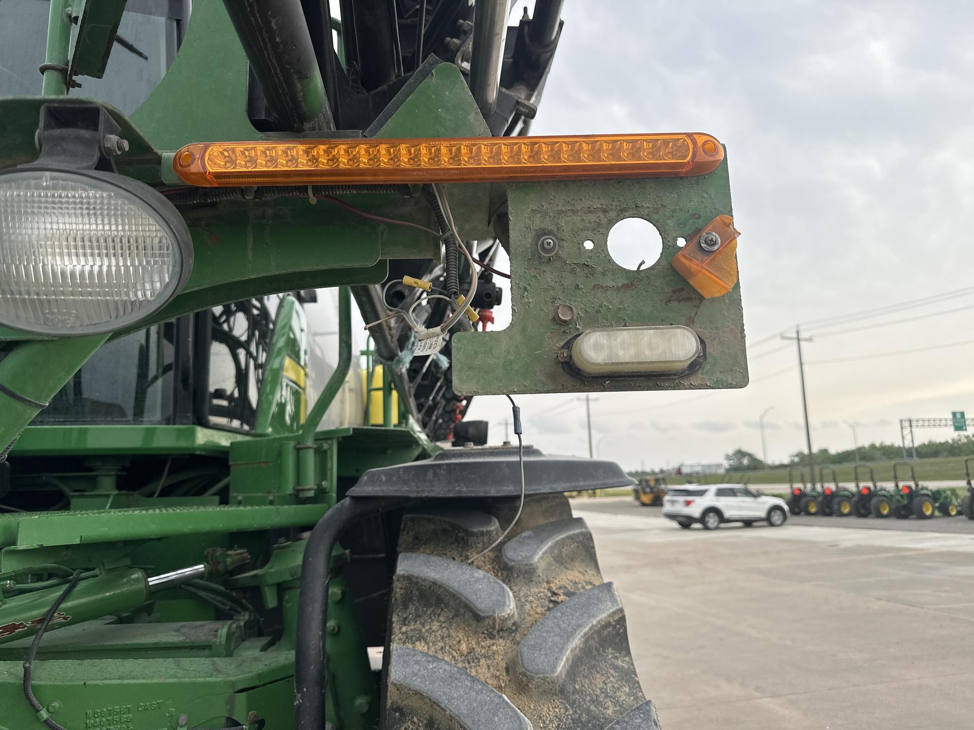 2005 John Deere 4920 Image