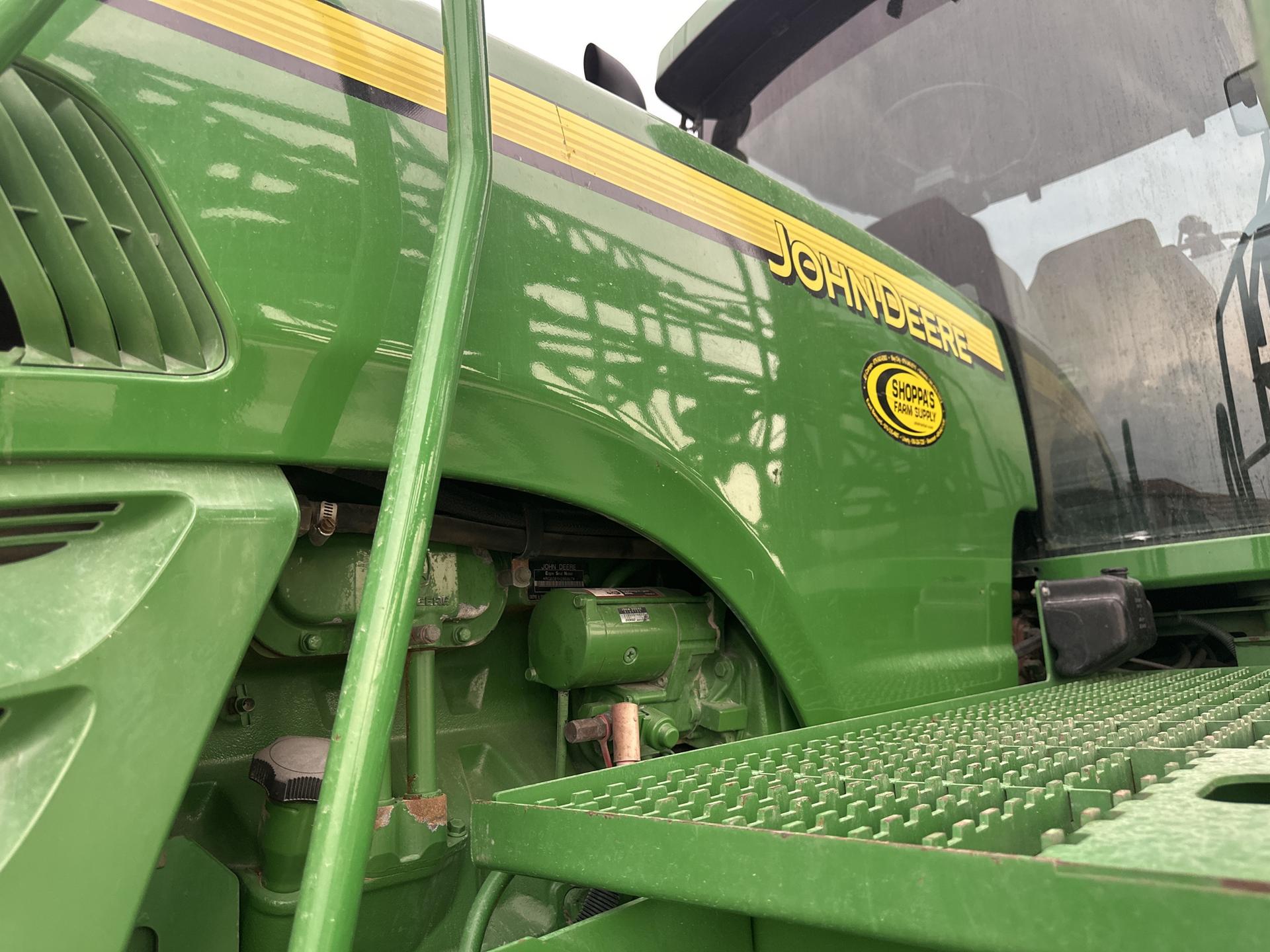 2005 John Deere 4920 Image