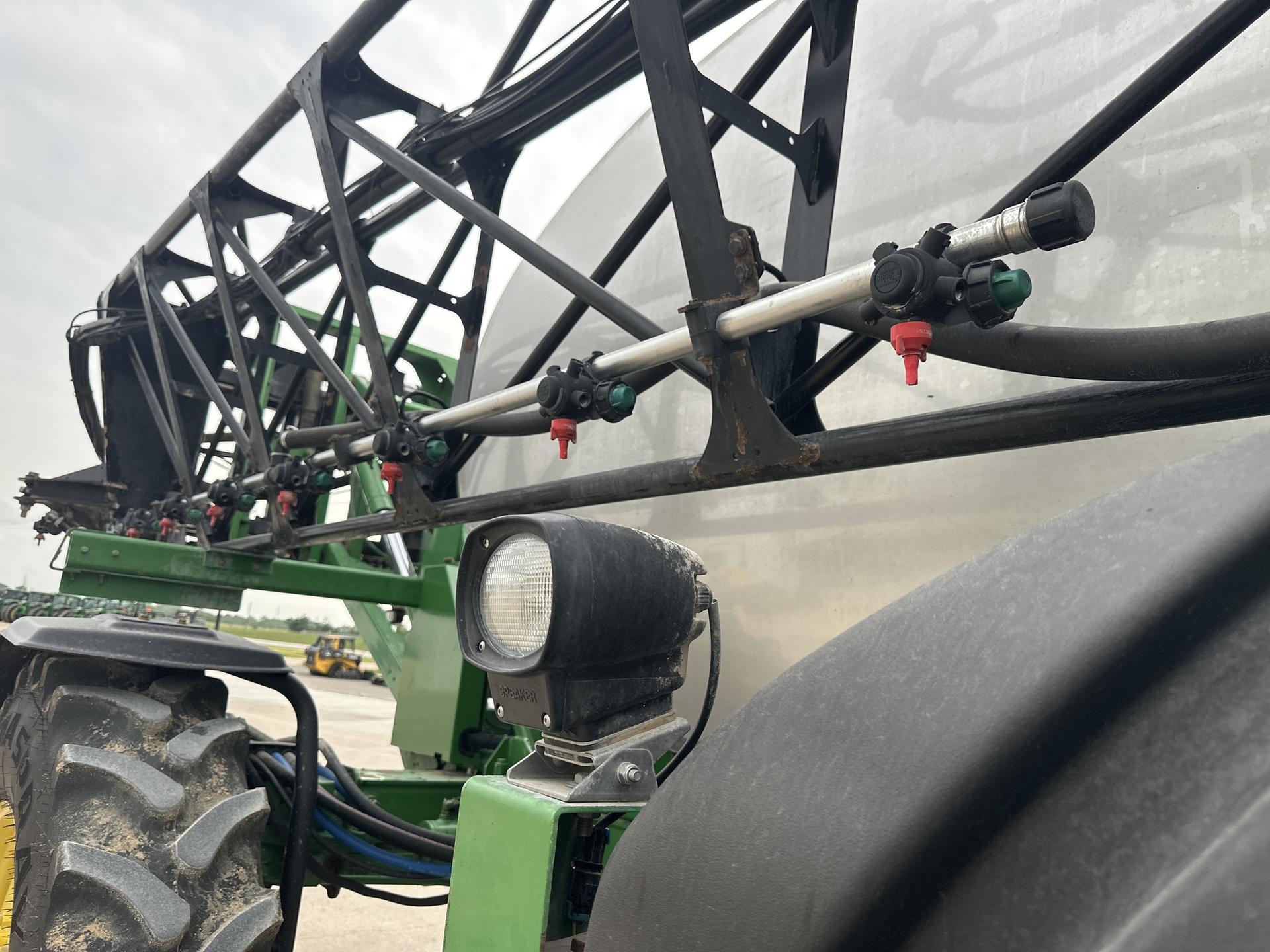 2005 John Deere 4920 Image