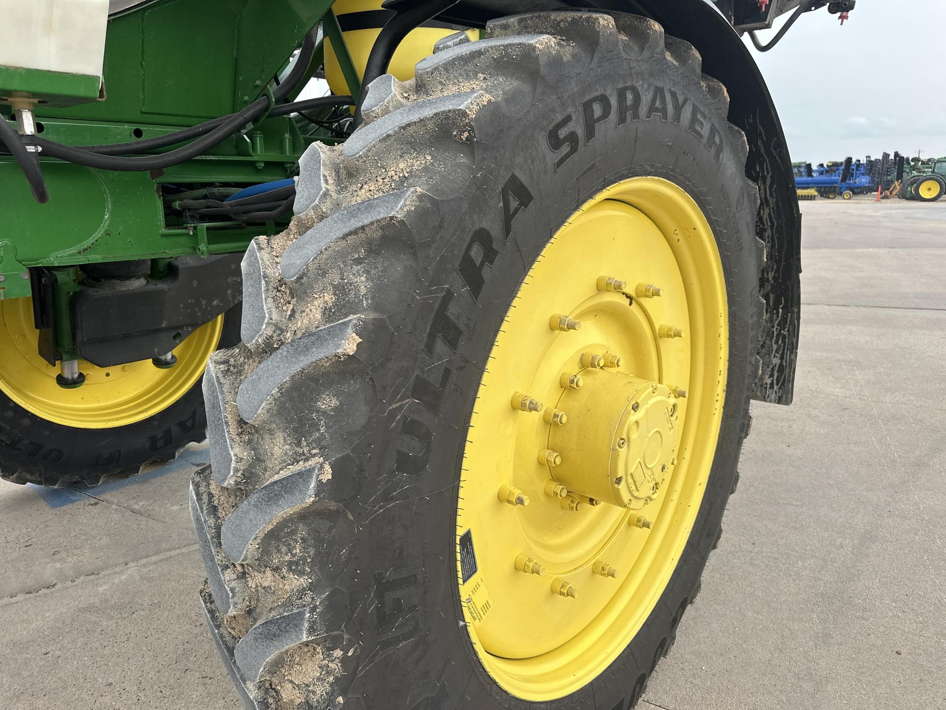 2005 John Deere 4920 Image