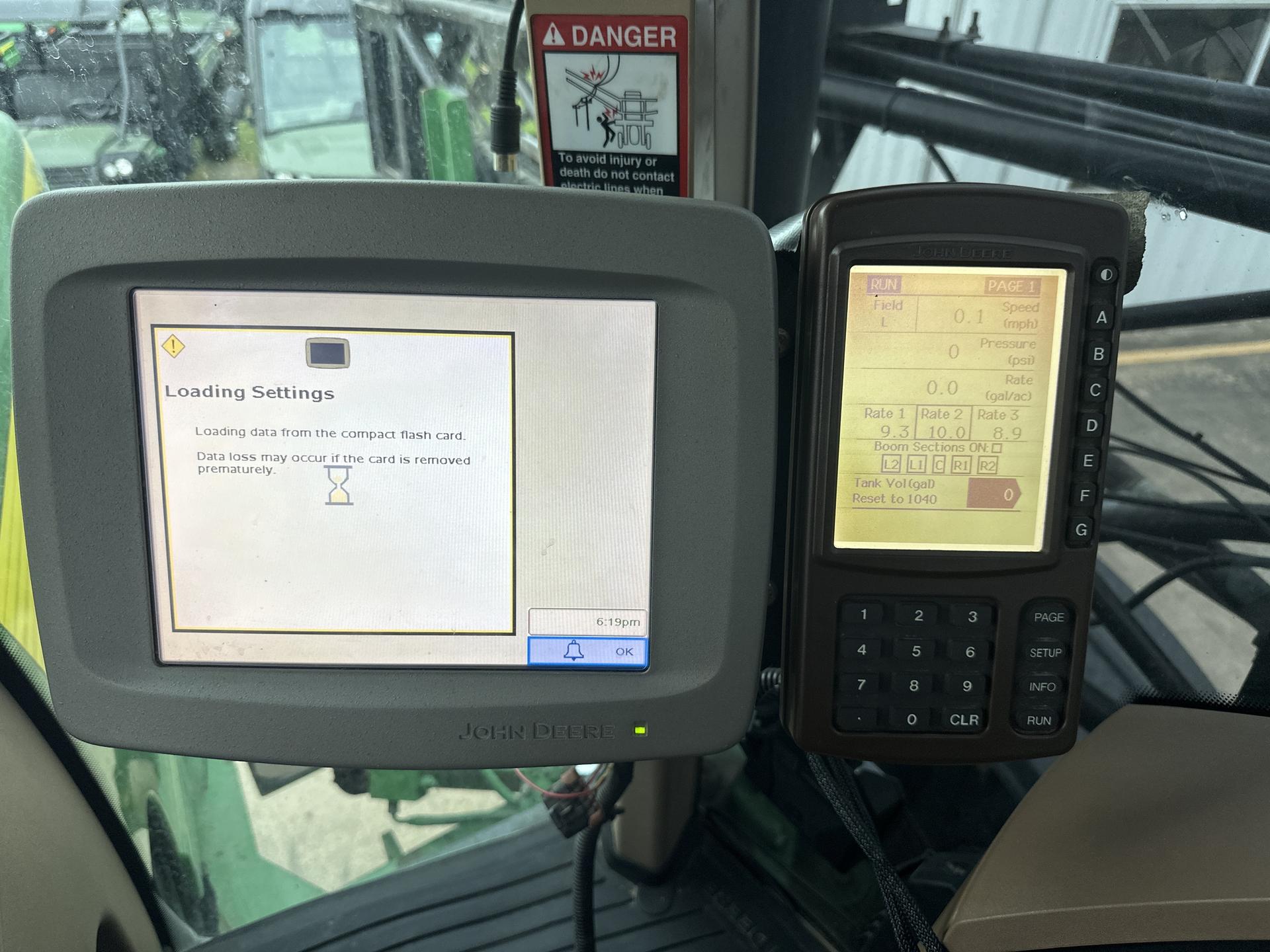2005 John Deere 4920 Image
