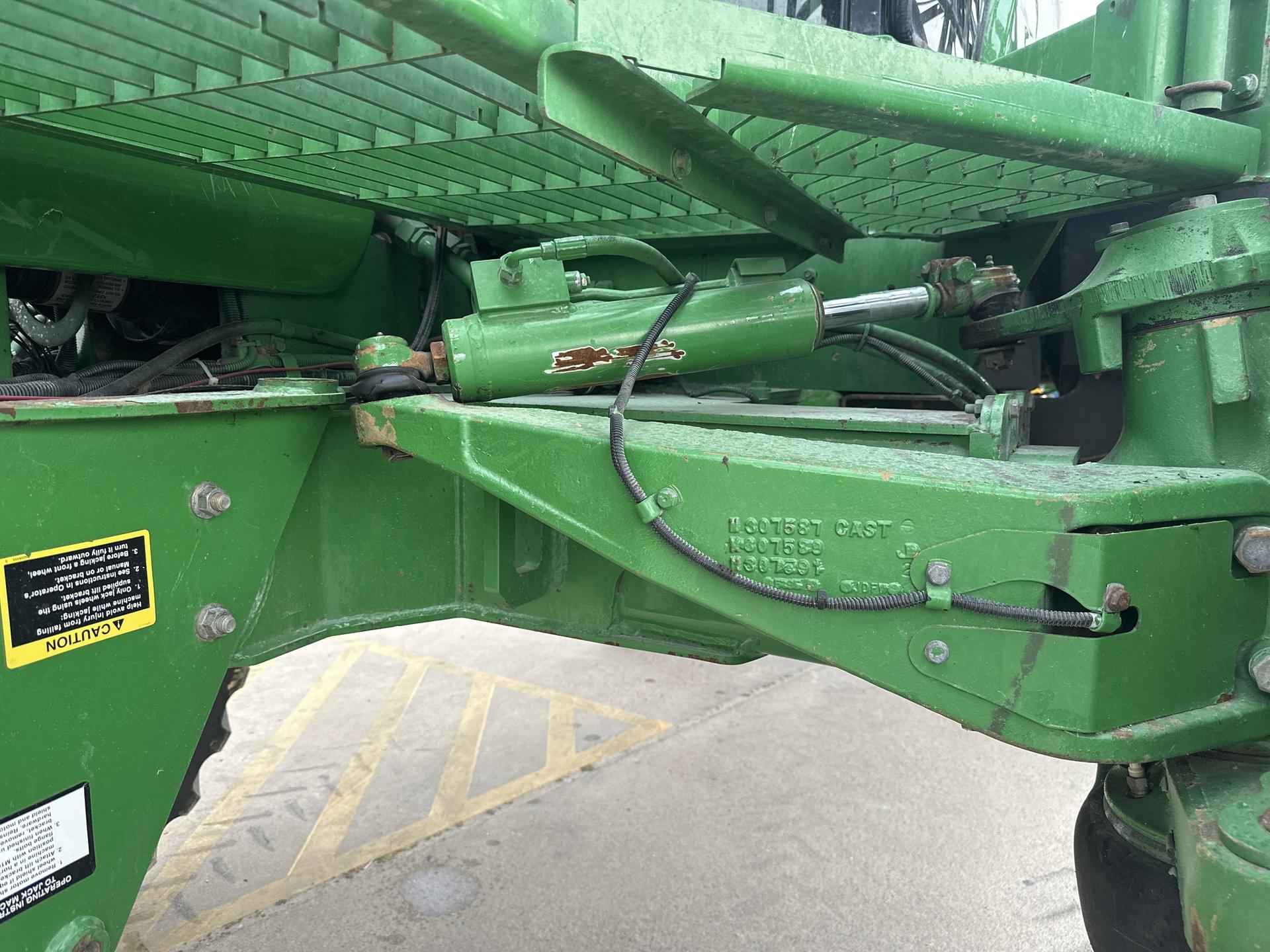2005 John Deere 4920 Image
