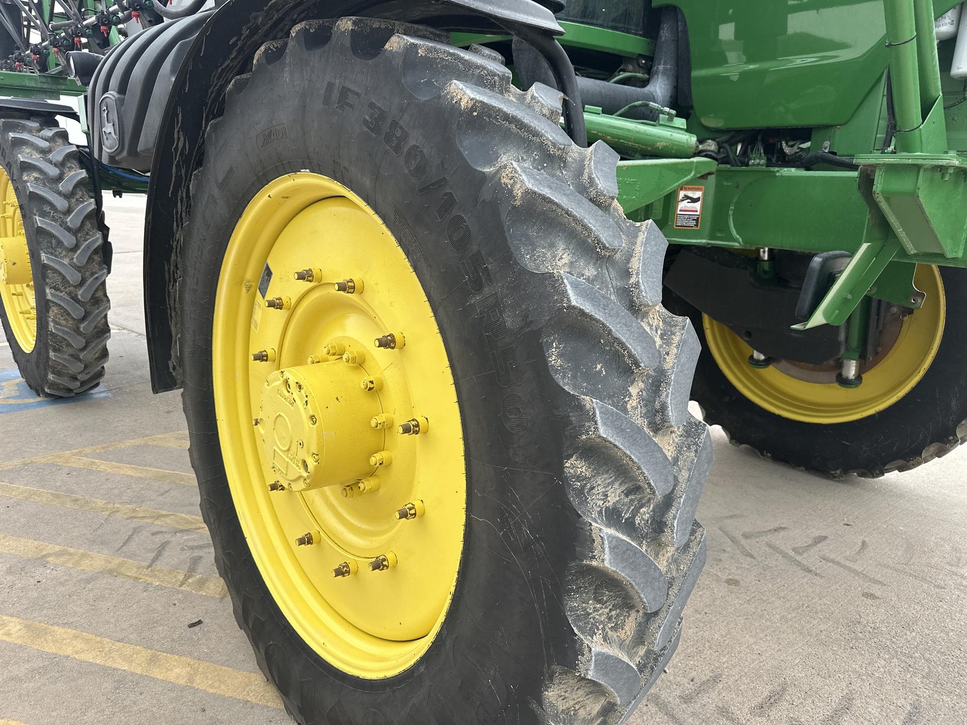 2005 John Deere 4920 Image