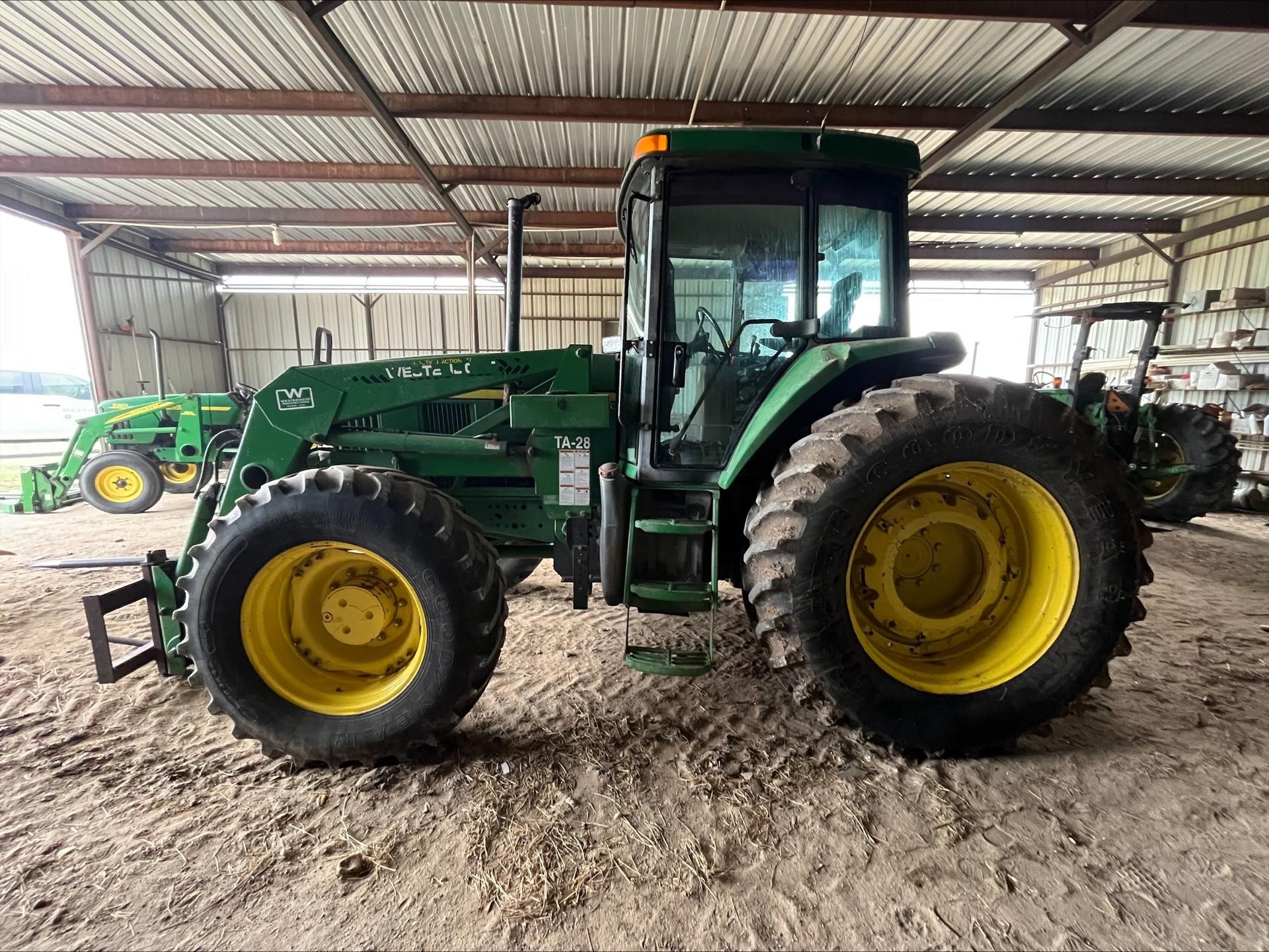 2002 John Deere 7510 Image