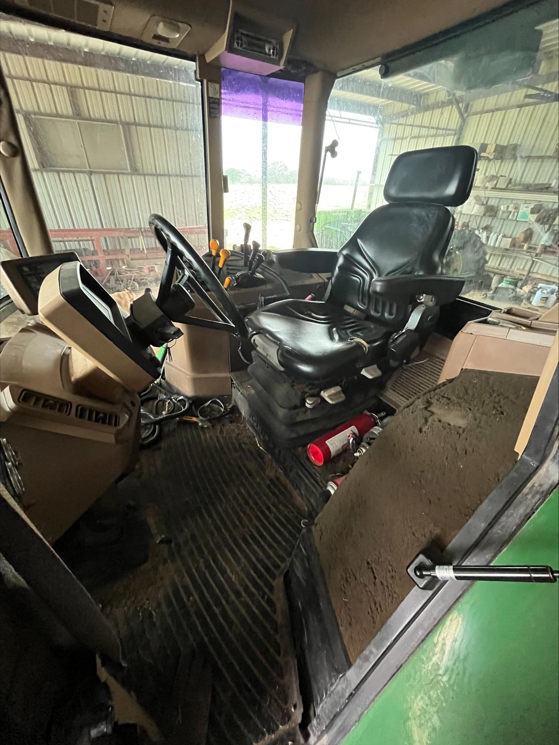 2002 John Deere 7510 Image