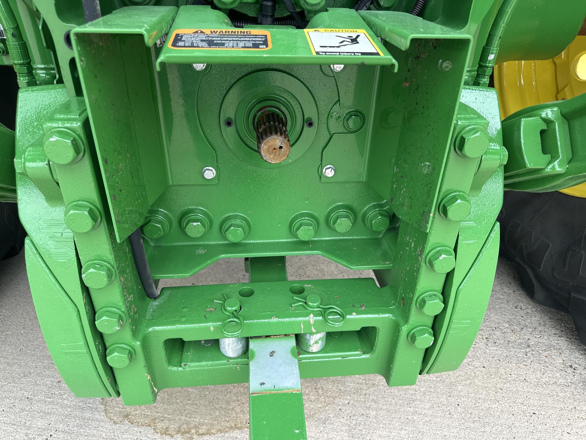2023 John Deere 7R 230 Image