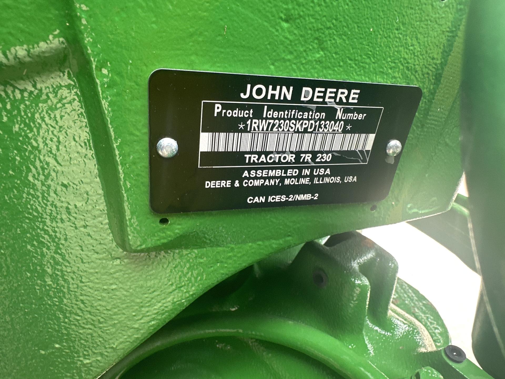 2023 John Deere 7R 230 Image