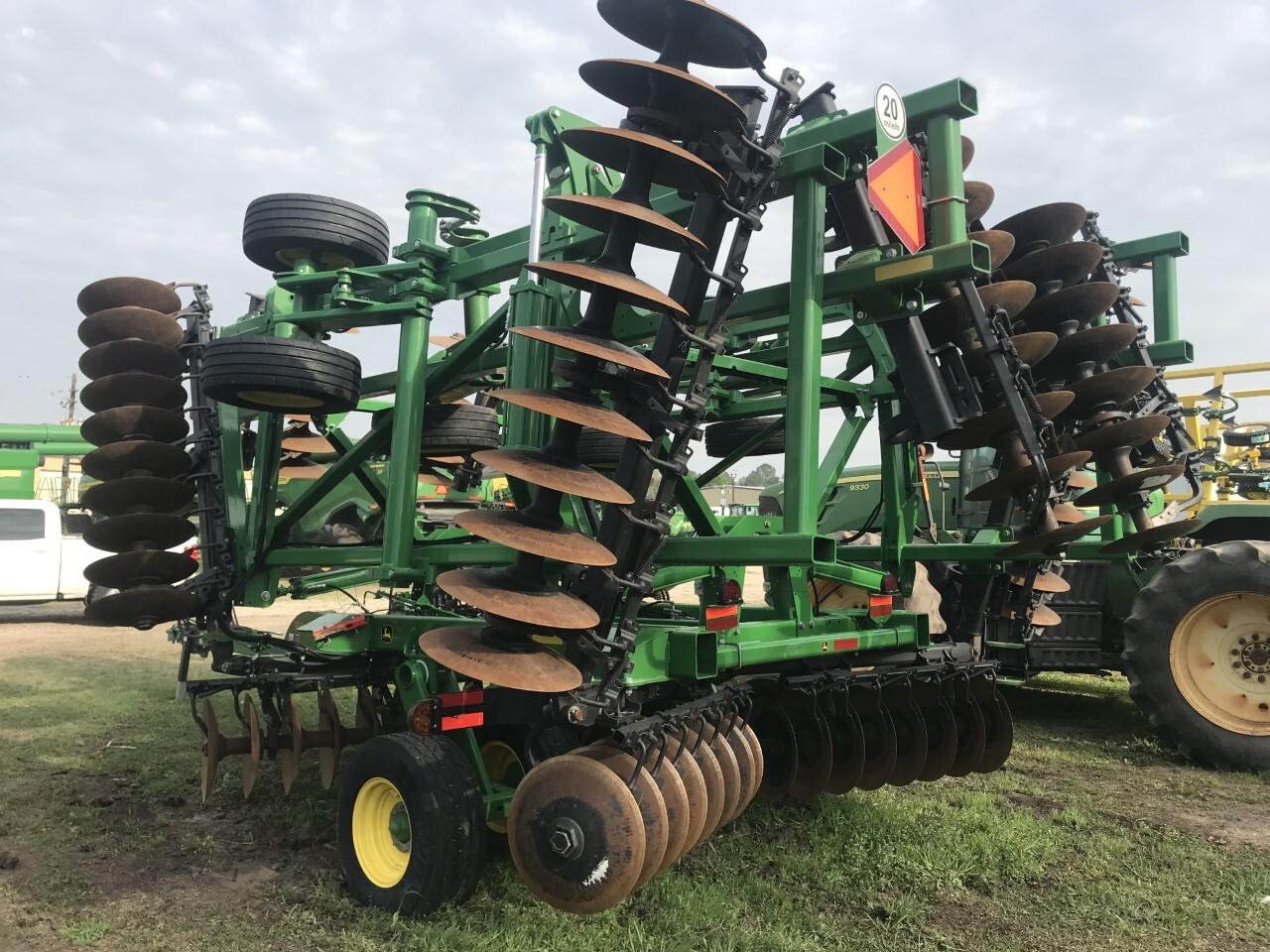 2022 John Deere 2633 Image