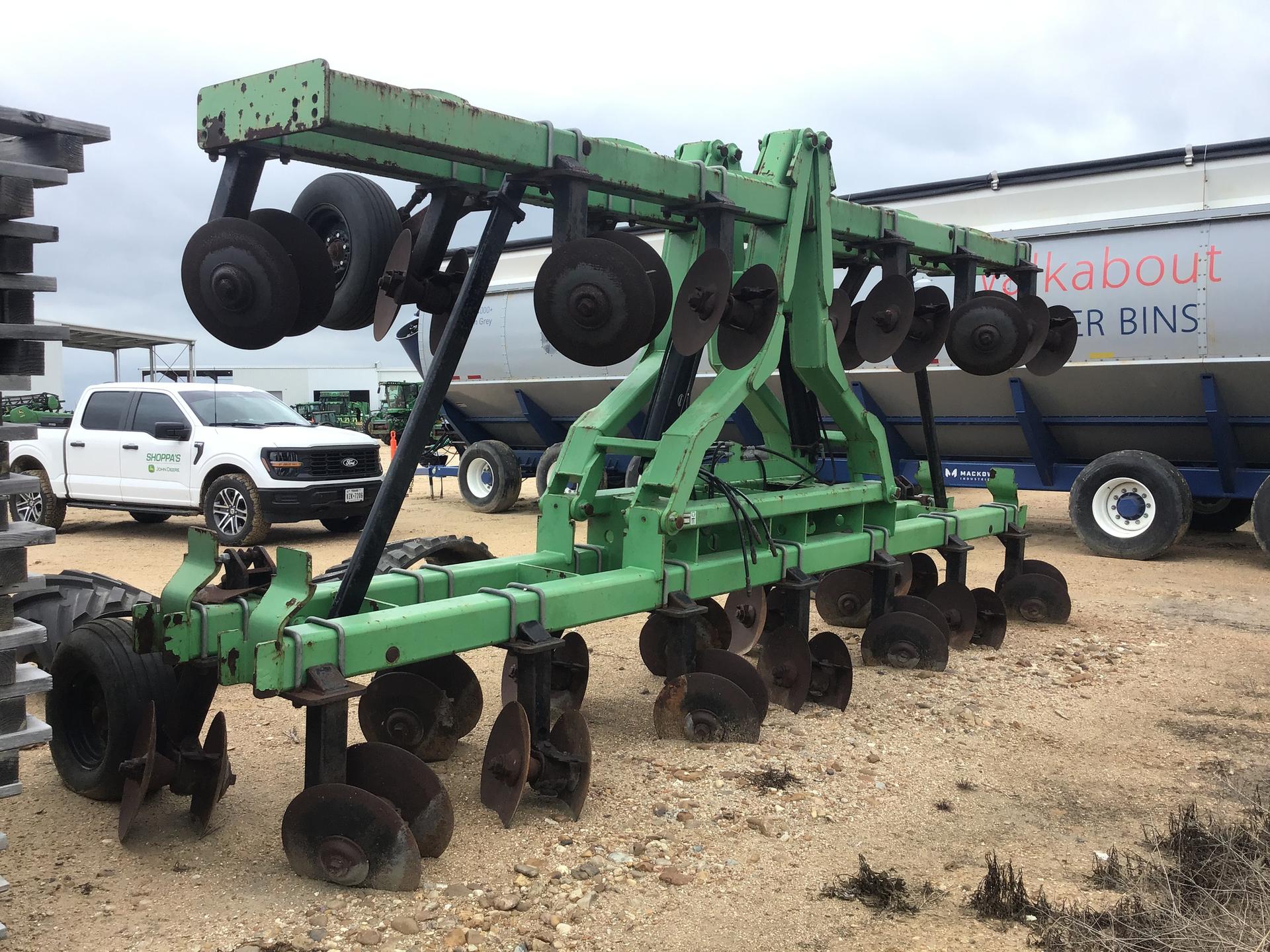 2013 Bigham Brothers 12 ROW 38 HIPPER Image