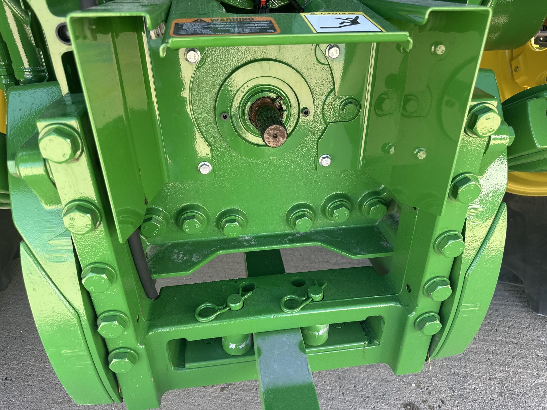 2023 John Deere 7R 230 Image