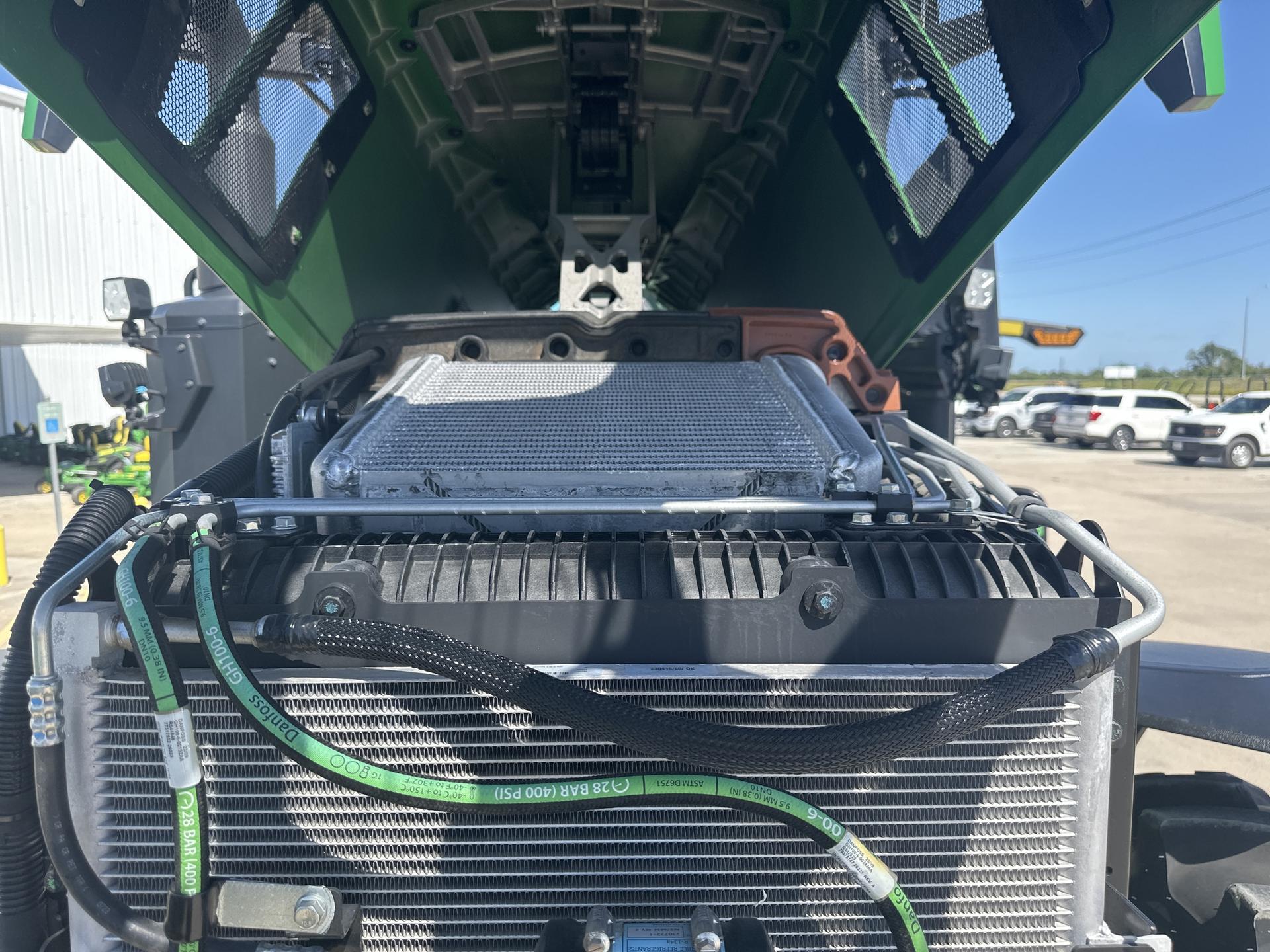 2023 John Deere 7R 230 Image